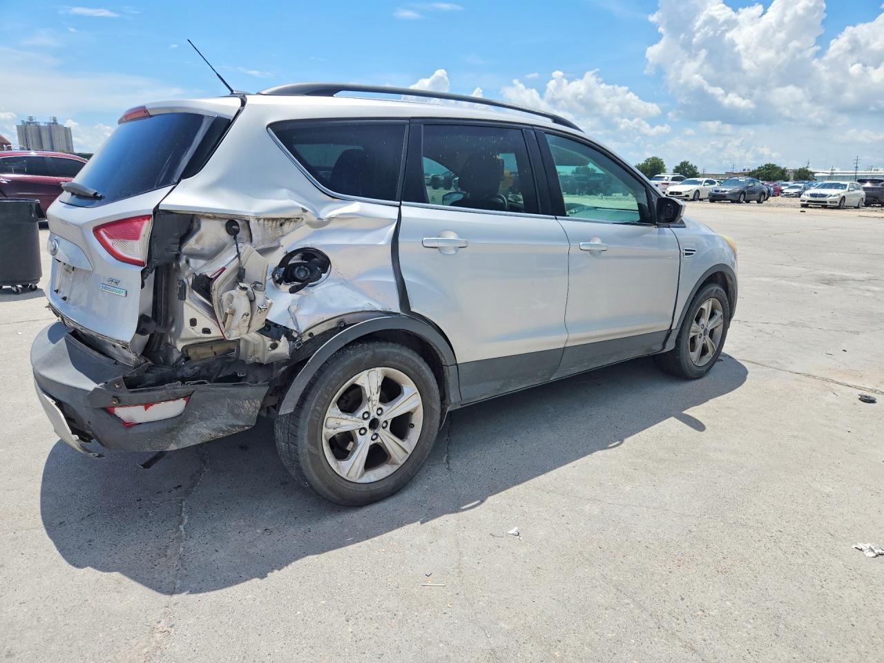 2014 Ford Escape Se Серебряный vin: 1FMCU0GX4EUC16353
