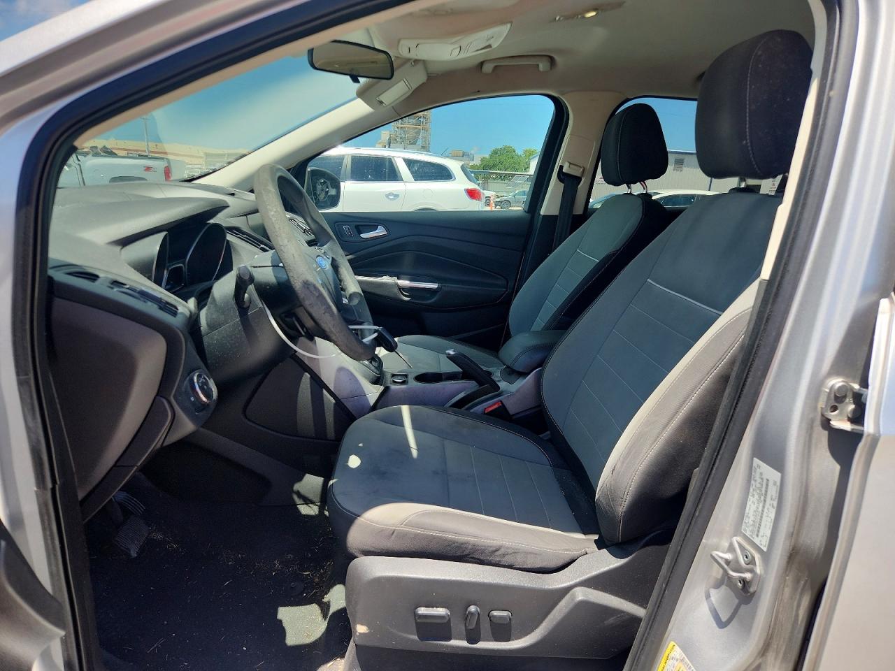 2014 Ford Escape Se Серебряный vin: 1FMCU0GX4EUC16353