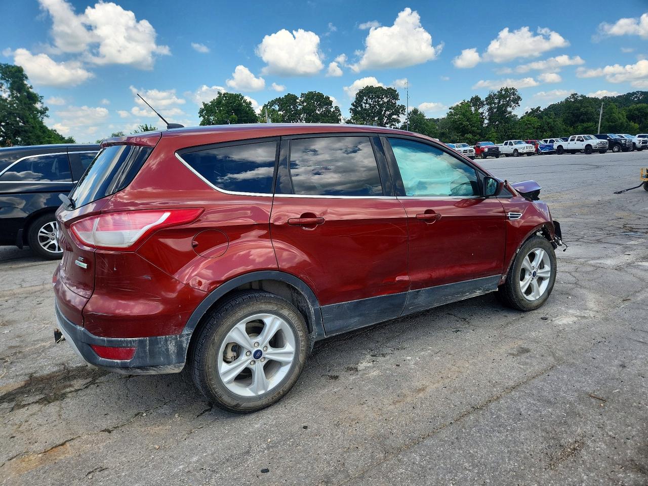 2014 Ford Escape Se Красный vin: 1FMCU0GX4EUC30124