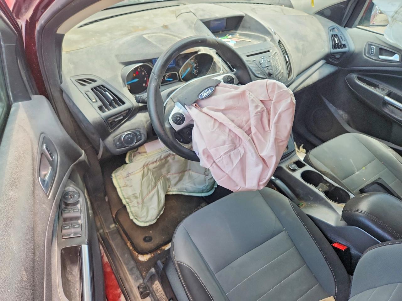 2014 Ford Escape Se Красный vin: 1FMCU0GX4EUC30124
