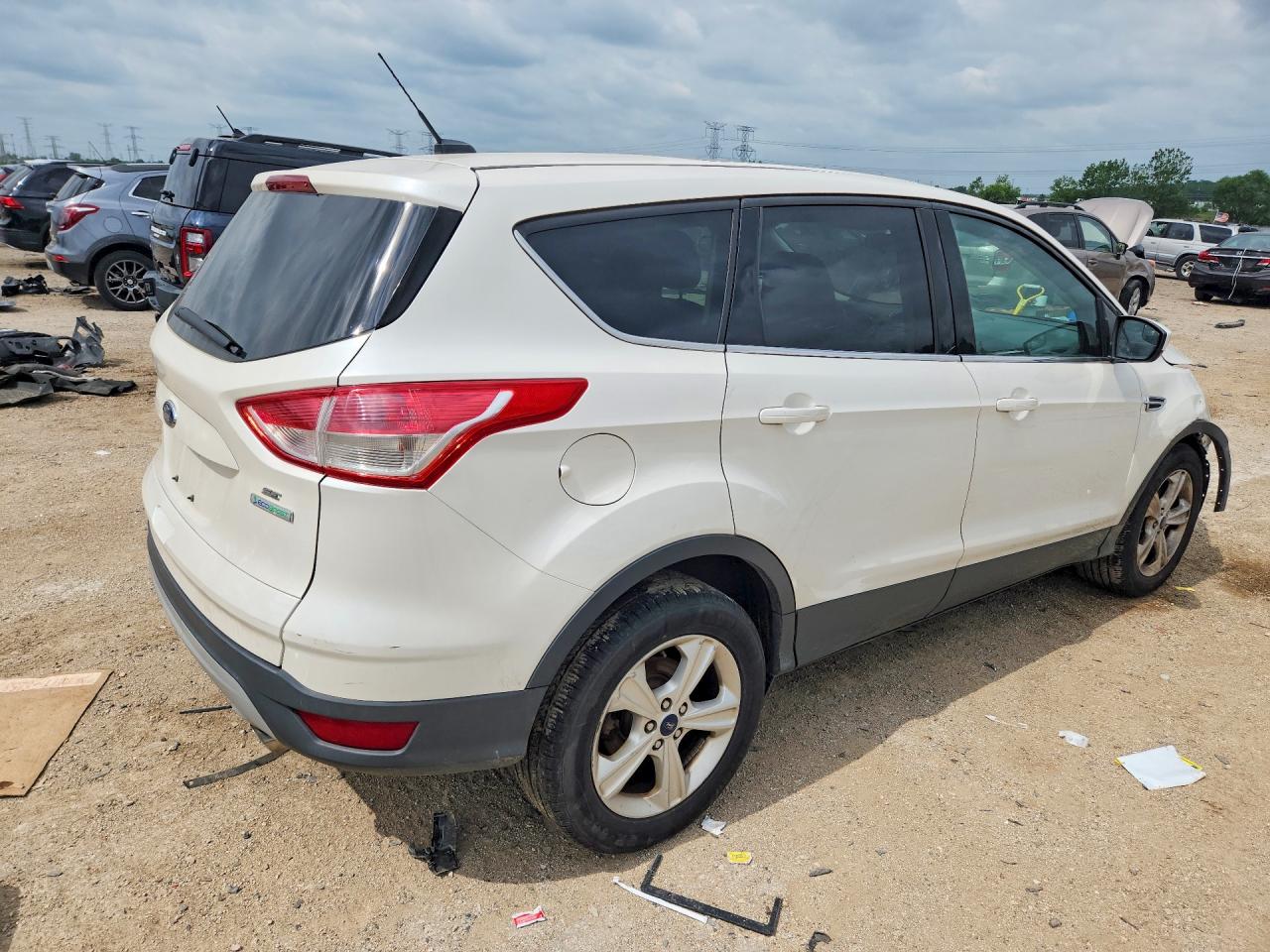 2014 Ford Escape Se White vin: 1FMCU0GX4EUD36136