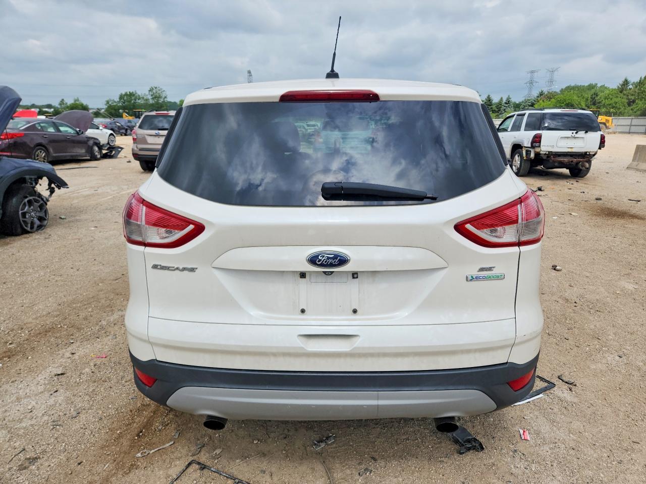 2014 Ford Escape Se White vin: 1FMCU0GX4EUD36136