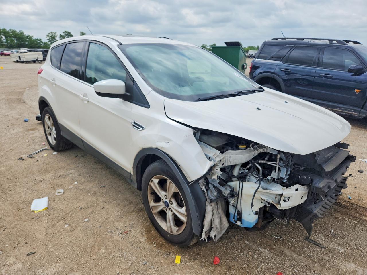 2014 Ford Escape Se White vin: 1FMCU0GX4EUD36136