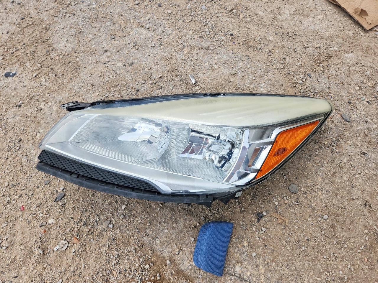 2014 Ford Escape Se White vin: 1FMCU0GX4EUD36136