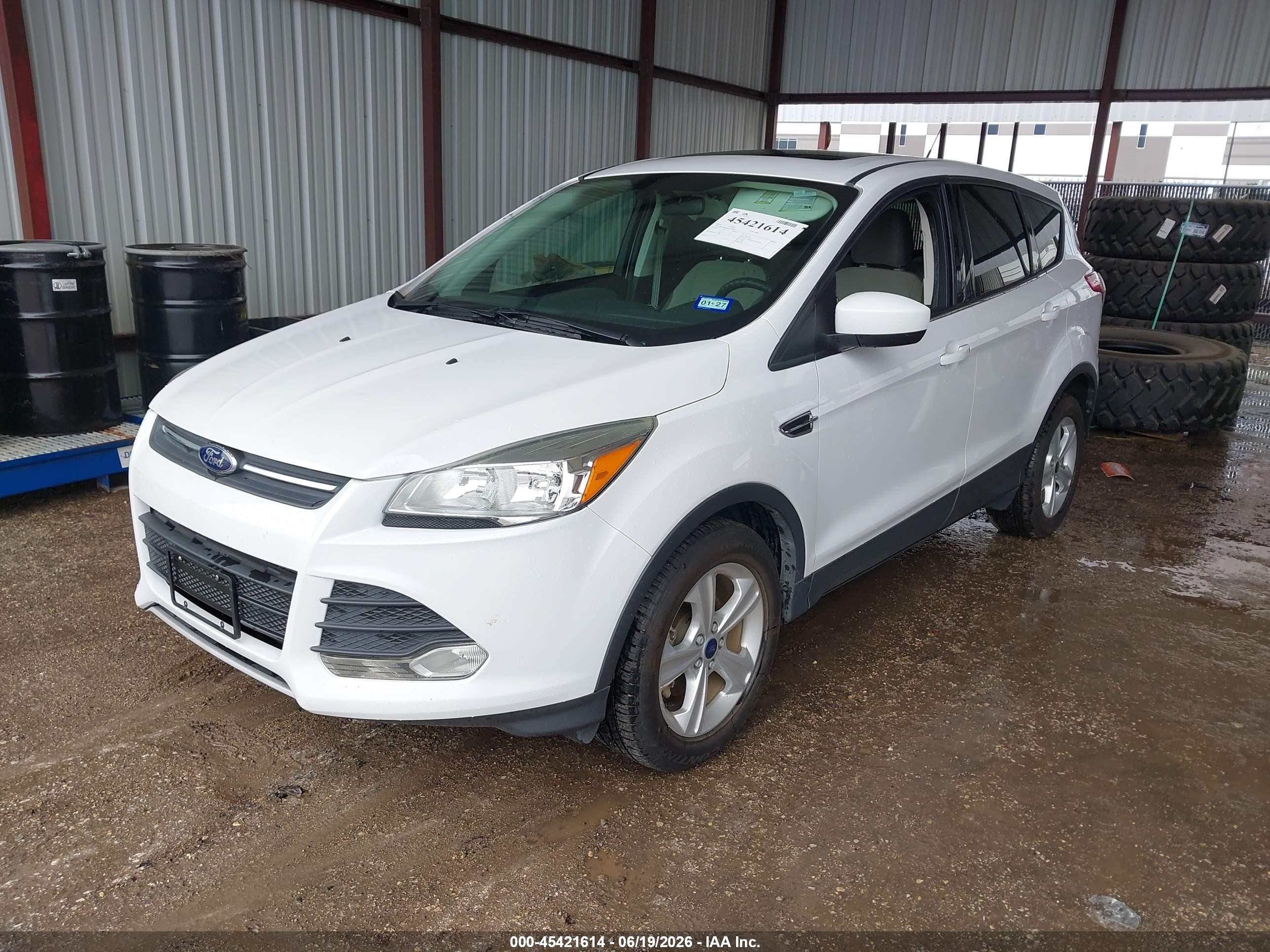 2014 Ford Escape Se White vin: 1FMCU0GX4EUE00093