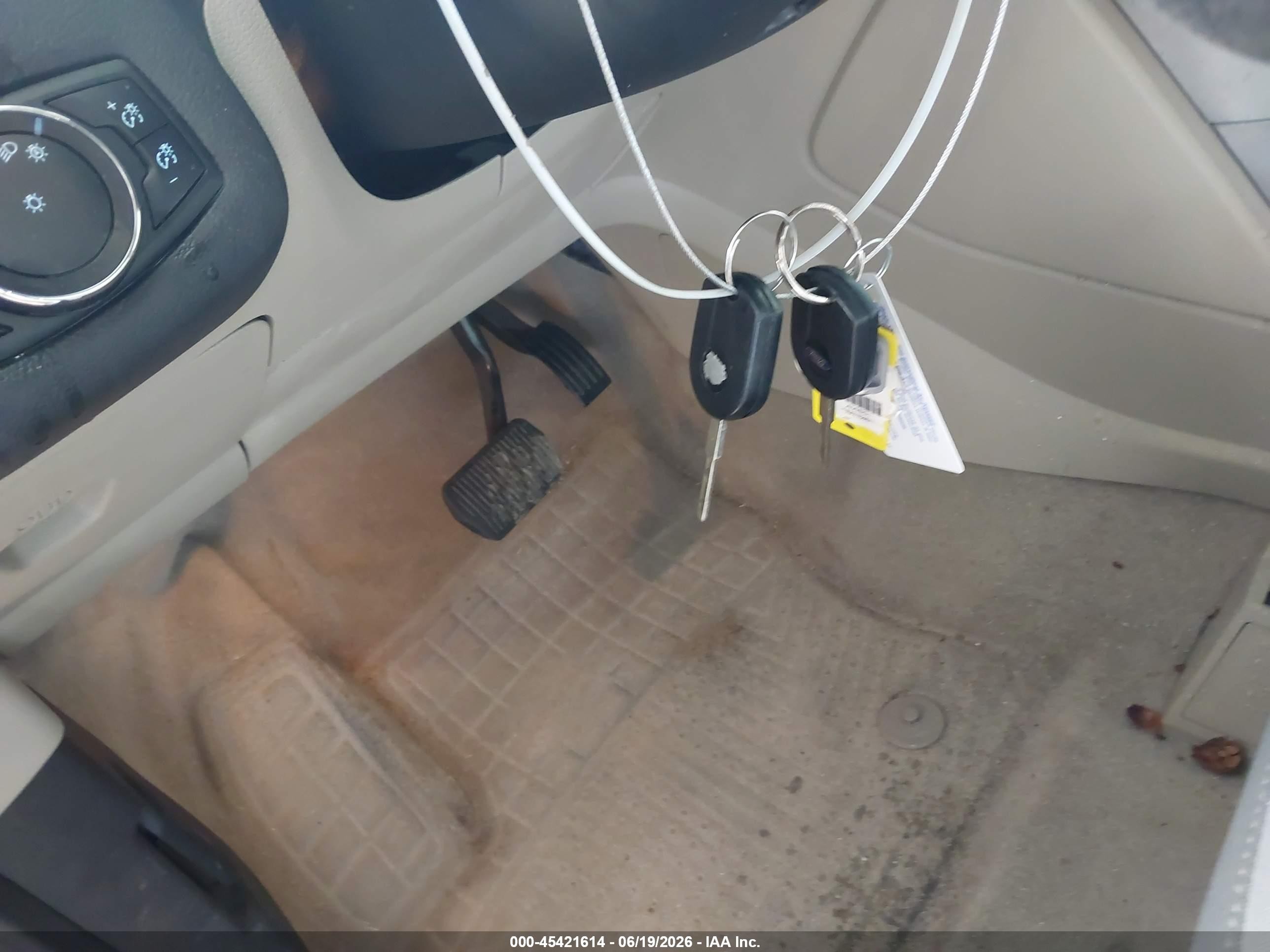 2014 Ford Escape Se White vin: 1FMCU0GX4EUE00093