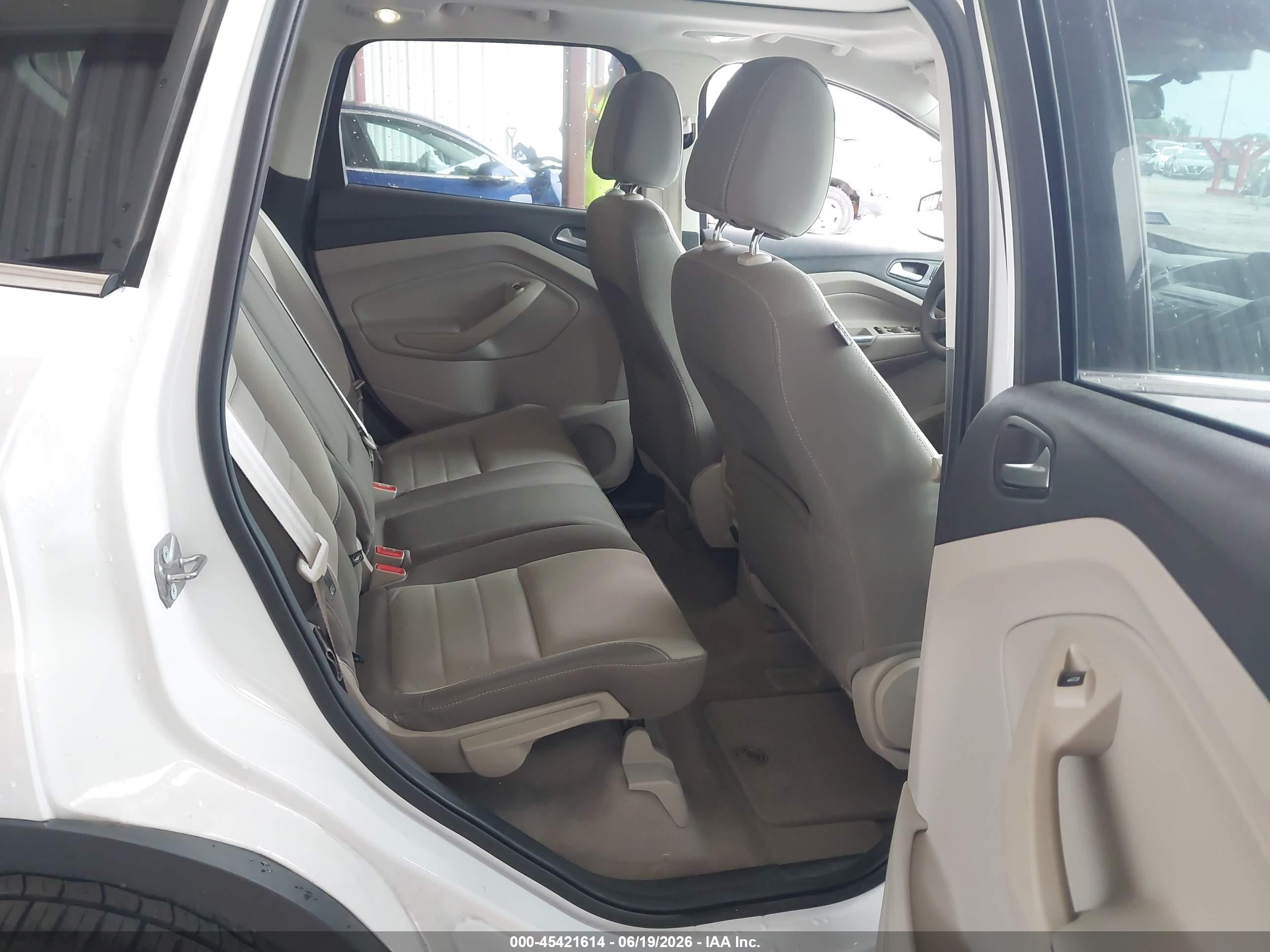 2014 Ford Escape Se White vin: 1FMCU0GX4EUE00093