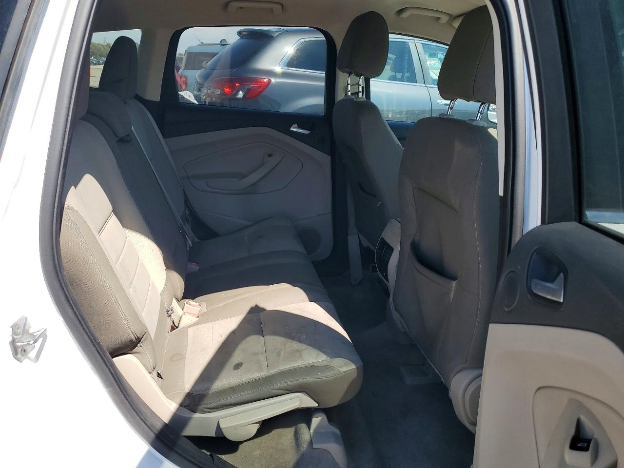2015 Ford Escape Se White vin: 1FMCU0GX4FUA25615