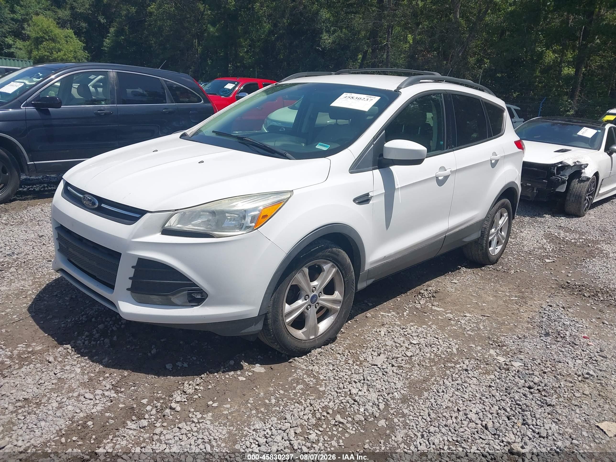 2015 Ford Escape Se White vin: 1FMCU0GX4FUB55653