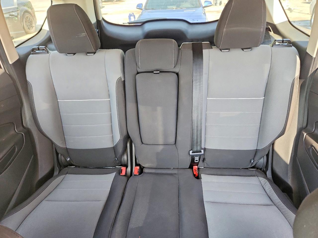 2013 Ford Escape Se White vin: 1FMCU0GX5DUB84074