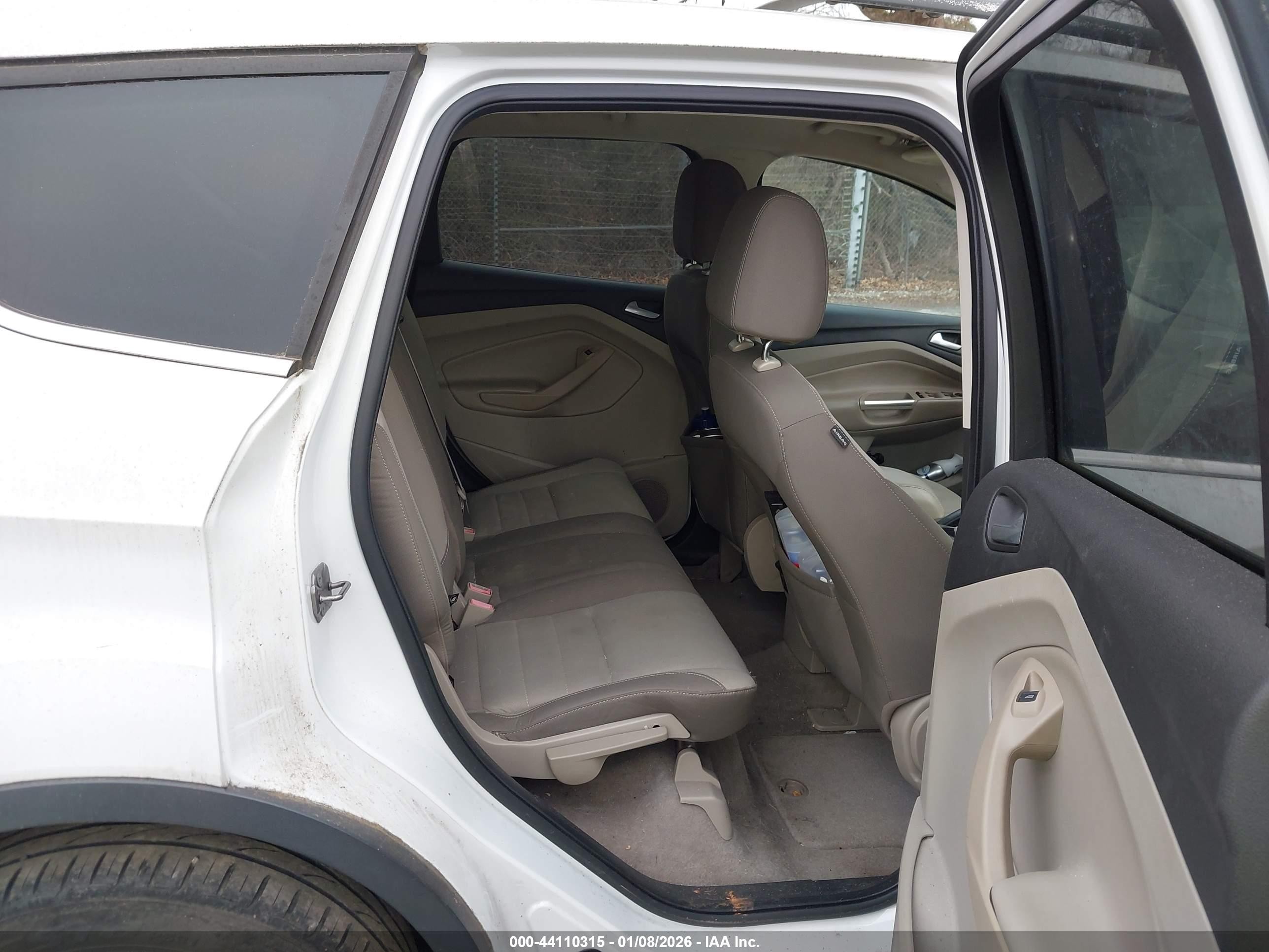 2013 Ford Escape Se White vin: 1FMCU0GX5DUC76110
