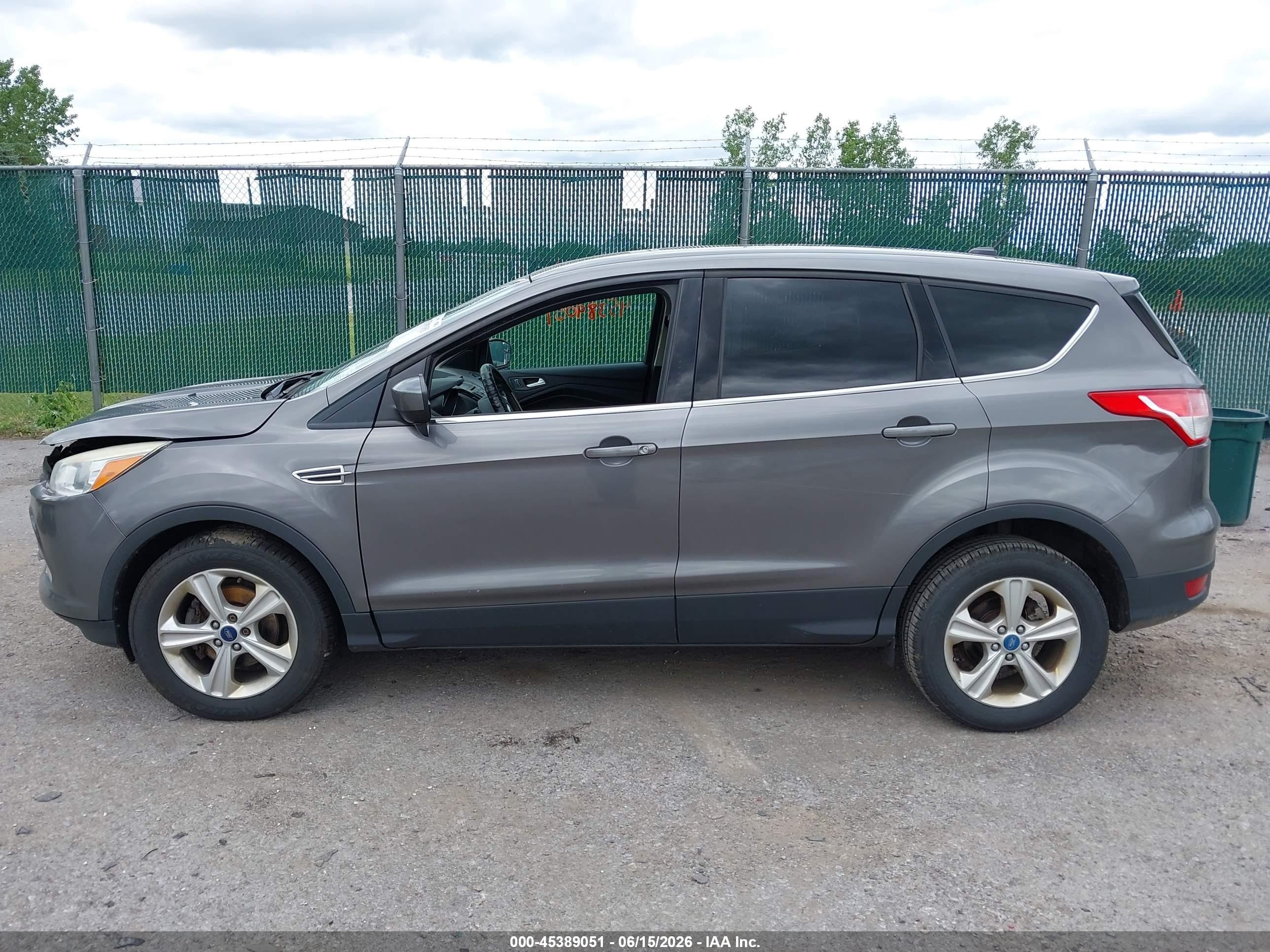 2013 Ford Escape Se Gray vin: 1FMCU0GX5DUD16590