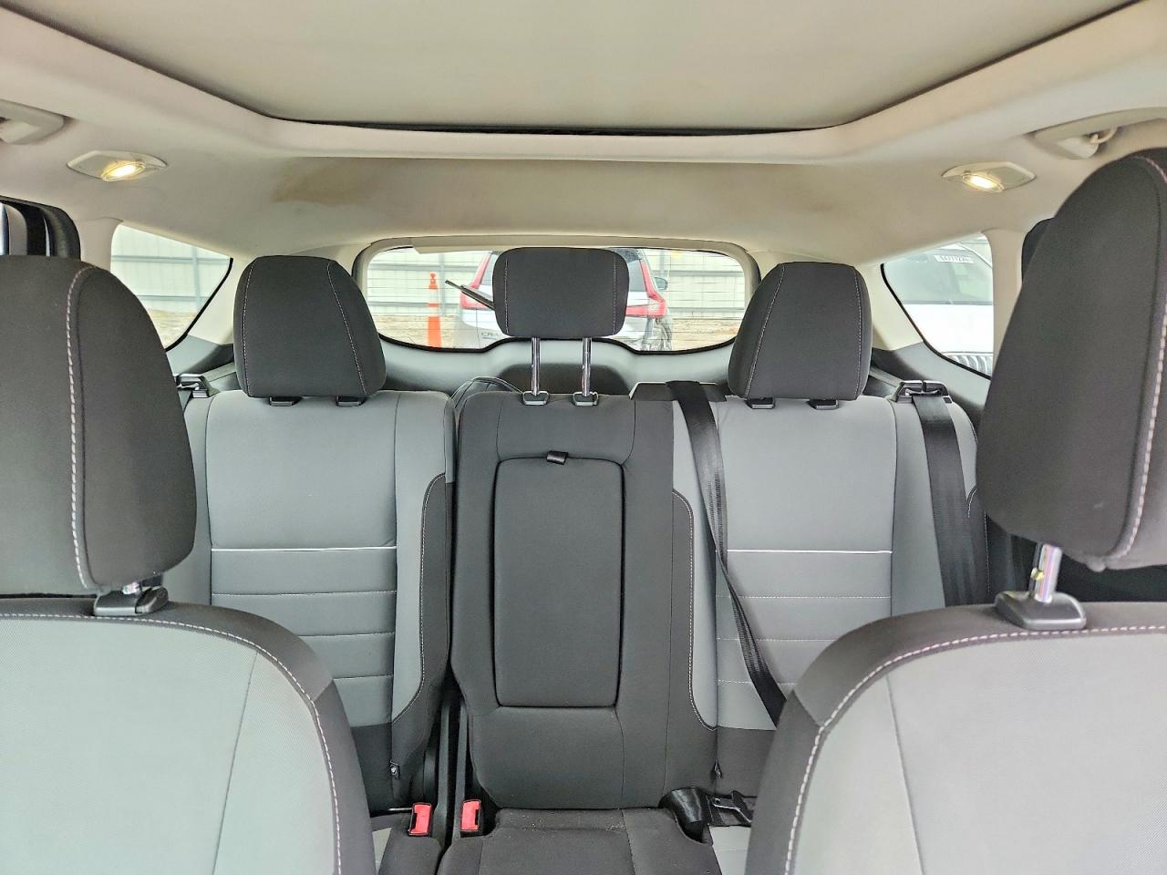 2013 Ford Escape Se White vin: 1FMCU0GX5DUD47659