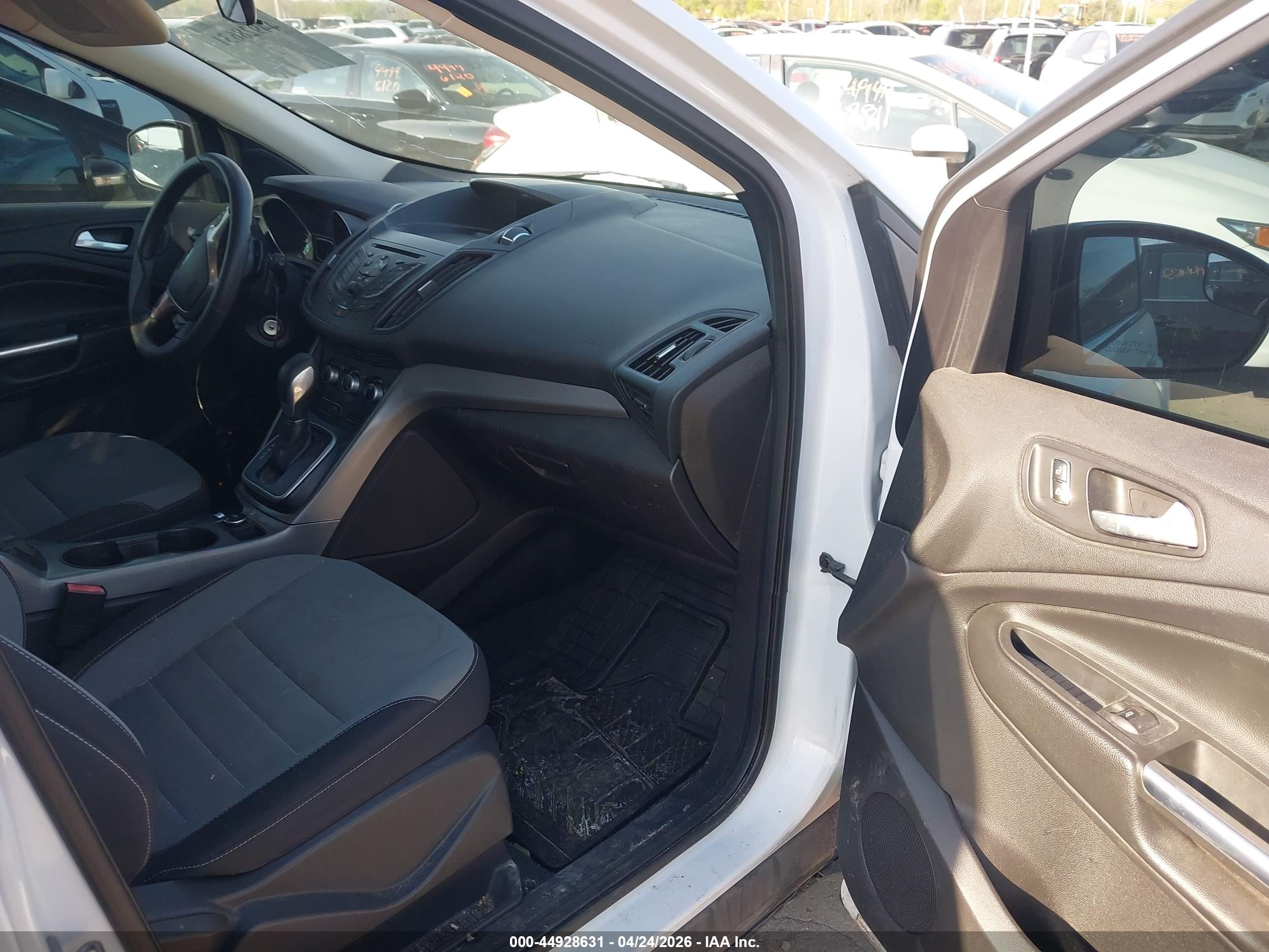 2013 Ford Escape Se White vin: 1FMCU0GX5DUD62937