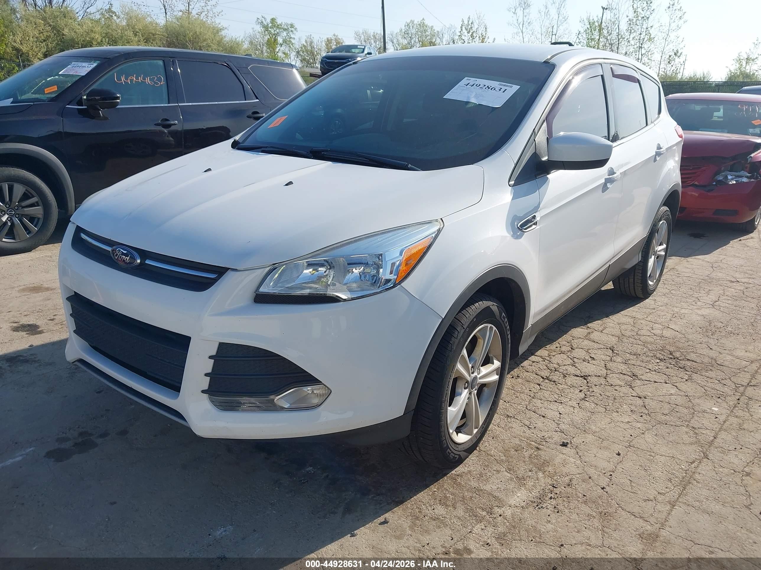 2013 Ford Escape Se White vin: 1FMCU0GX5DUD62937