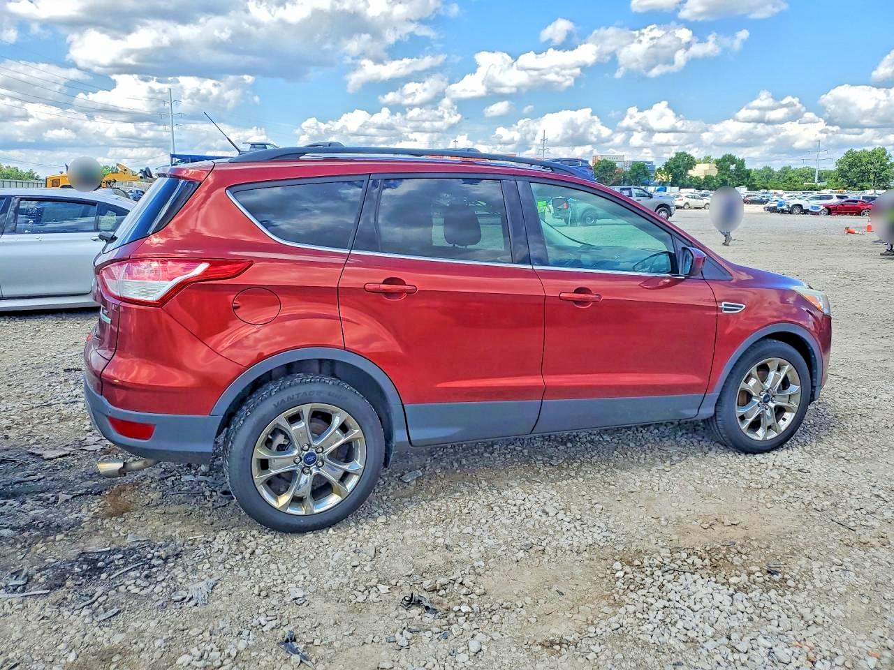 2014 Ford Escape Se Красный vin: 1FMCU0GX5EUB28475