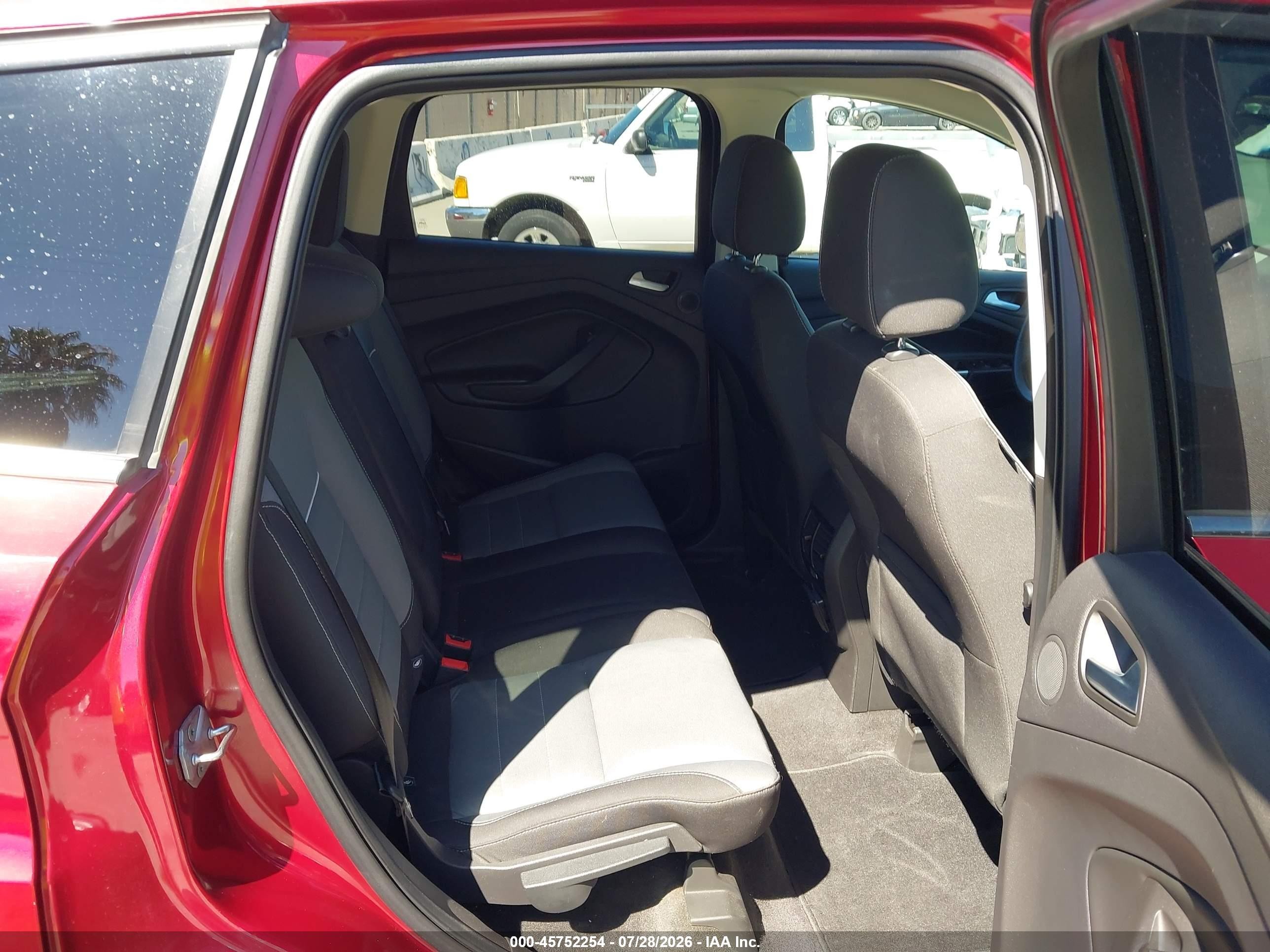 2014 Ford Escape Se Red vin: 1FMCU0GX5EUB47978