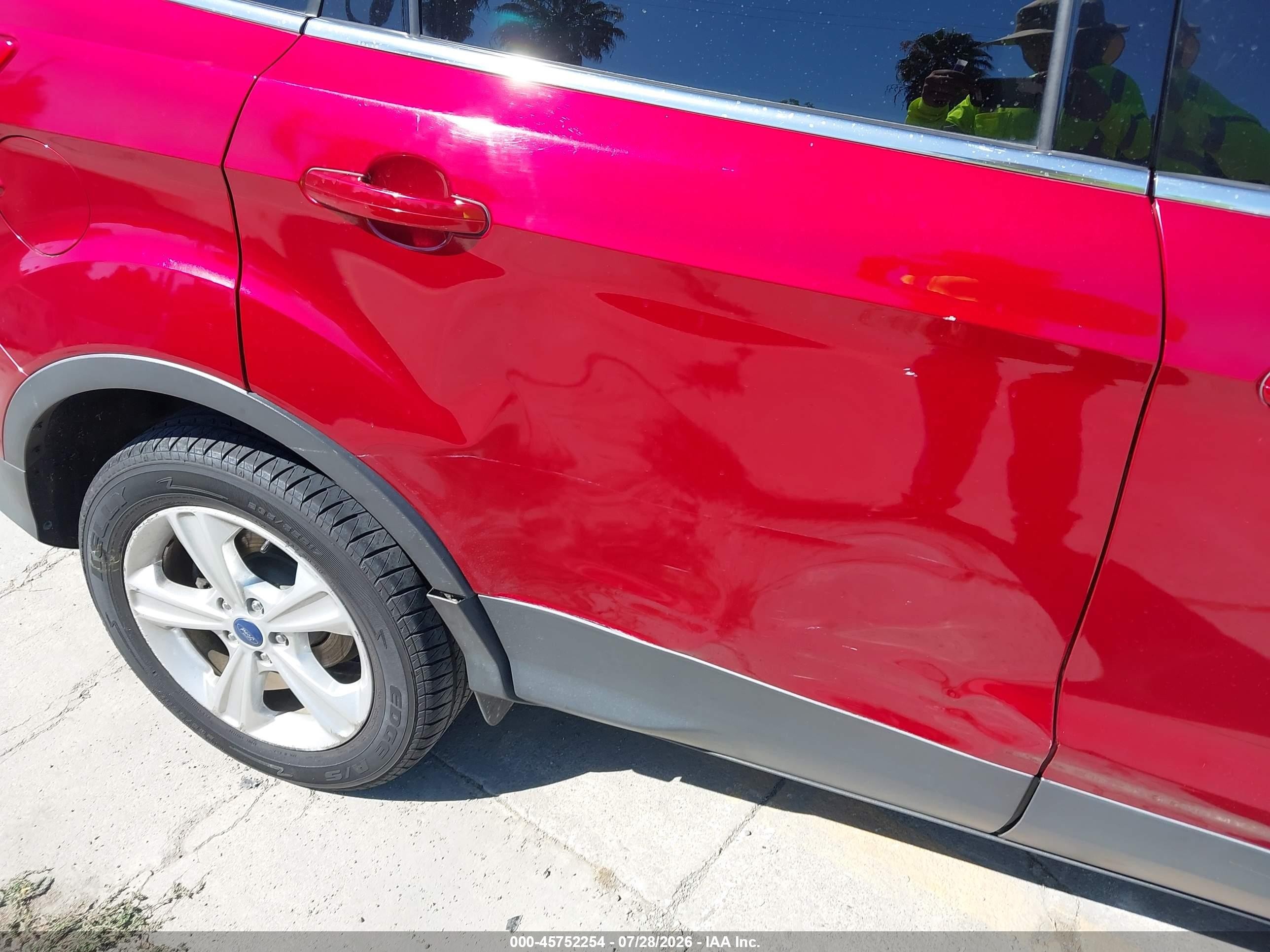 2014 Ford Escape Se Red vin: 1FMCU0GX5EUB47978