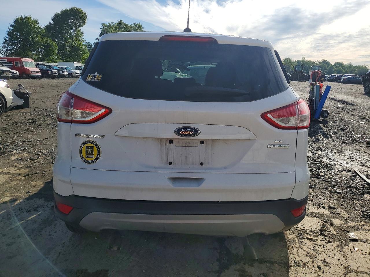 2014 Ford Escape Se White vin: 1FMCU0GX5EUC45960
