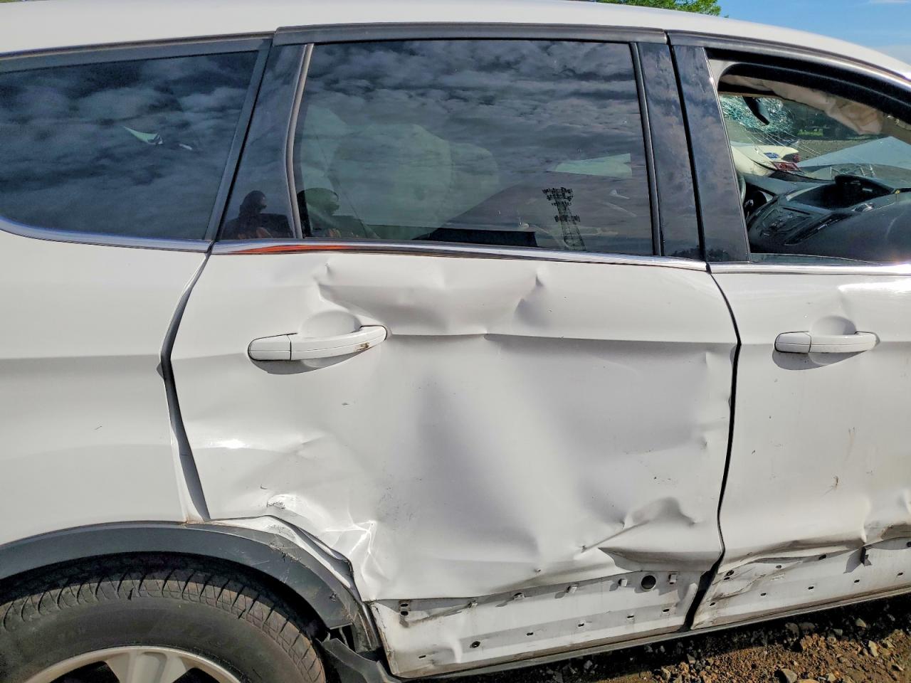 2014 Ford Escape Se White vin: 1FMCU0GX5EUC45960