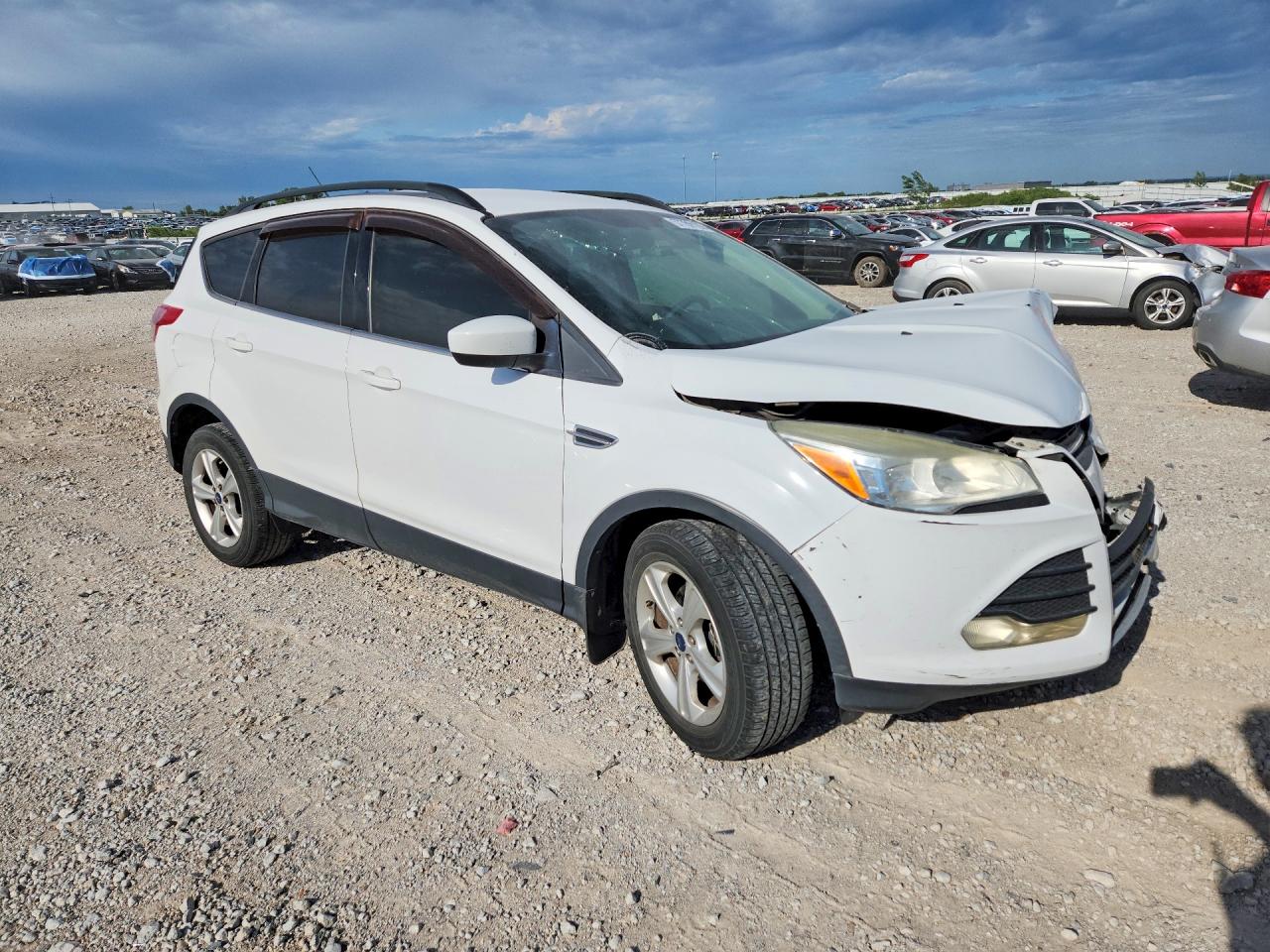 2014 Ford Escape Se White vin: 1FMCU0GX5EUC55369