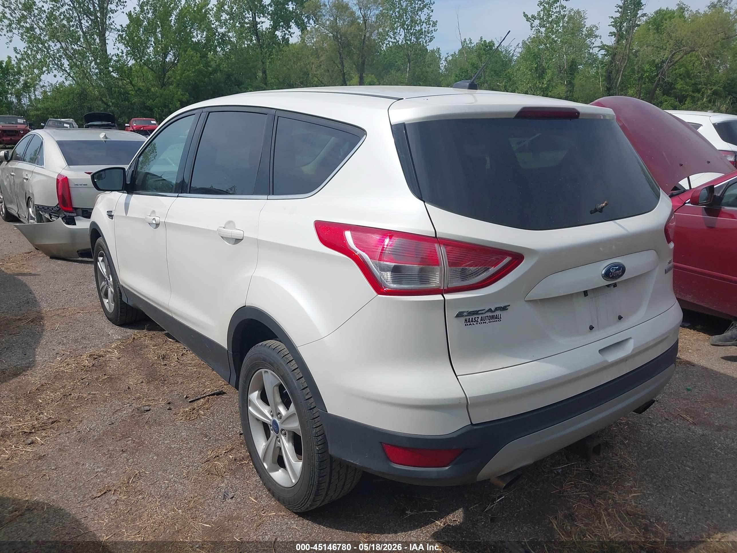 2014 Ford Escape Se White vin: 1FMCU0GX5EUE09093