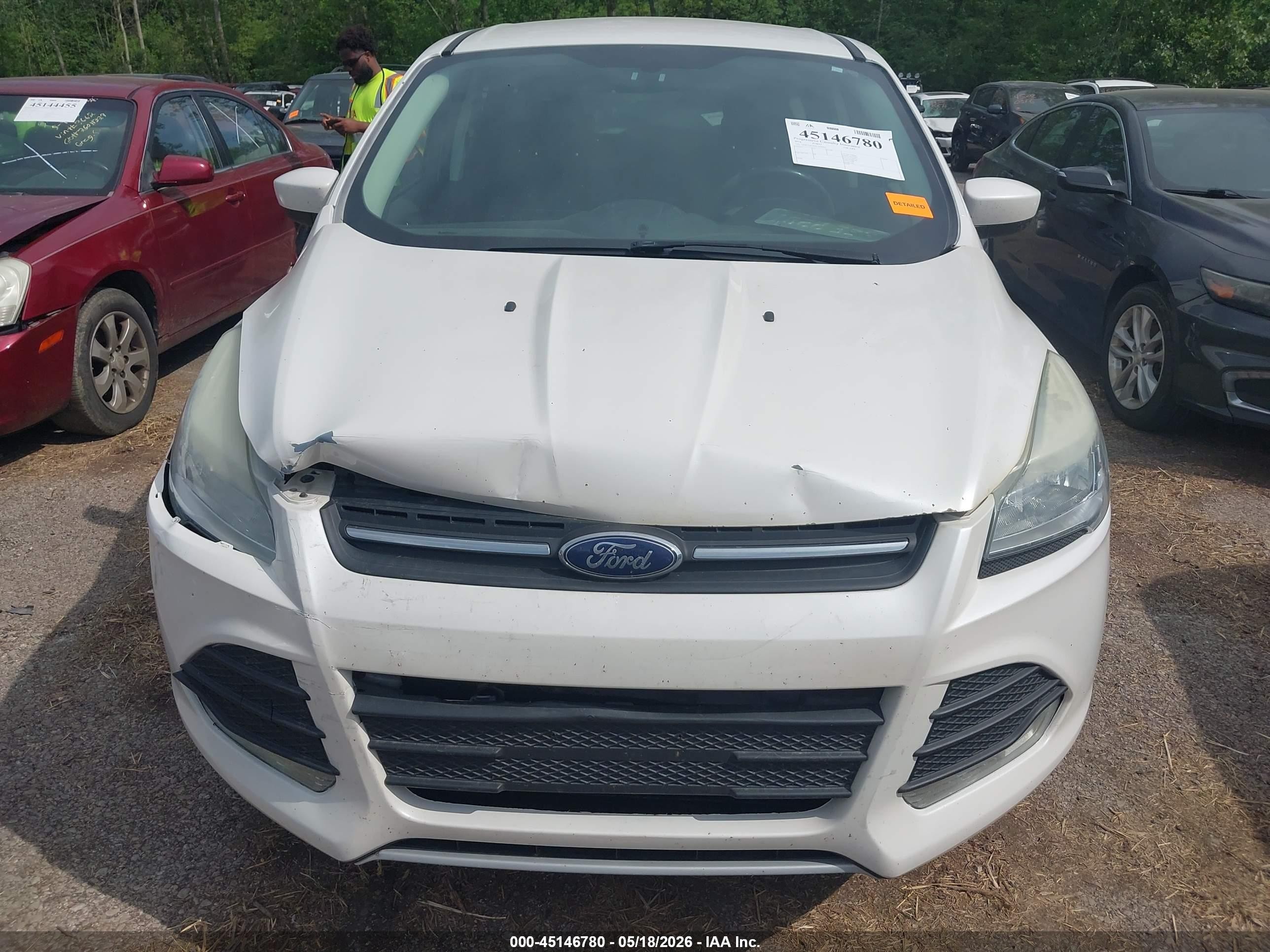 2014 Ford Escape Se White vin: 1FMCU0GX5EUE09093