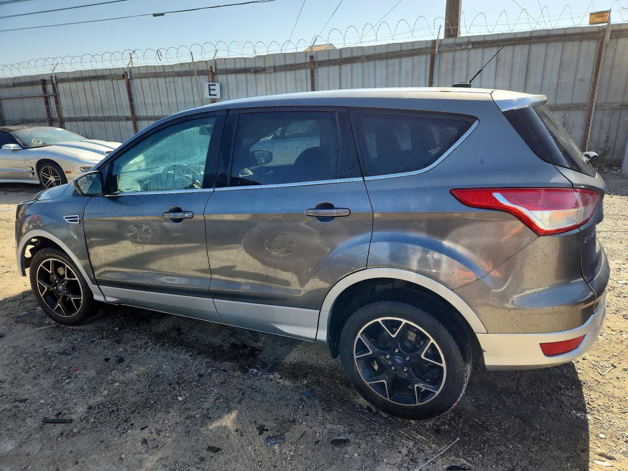 2014 Ford Escape Se Gray vin: 1FMCU0GX5EUE13872