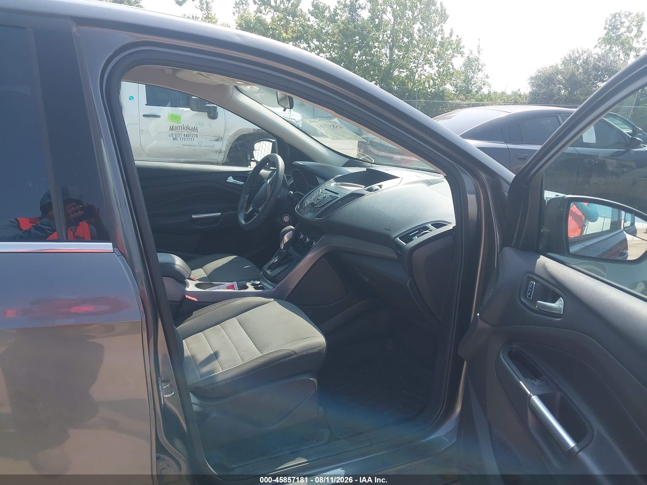 2015 Ford Escape Se Серый vin: 1FMCU0GX5FUB29983