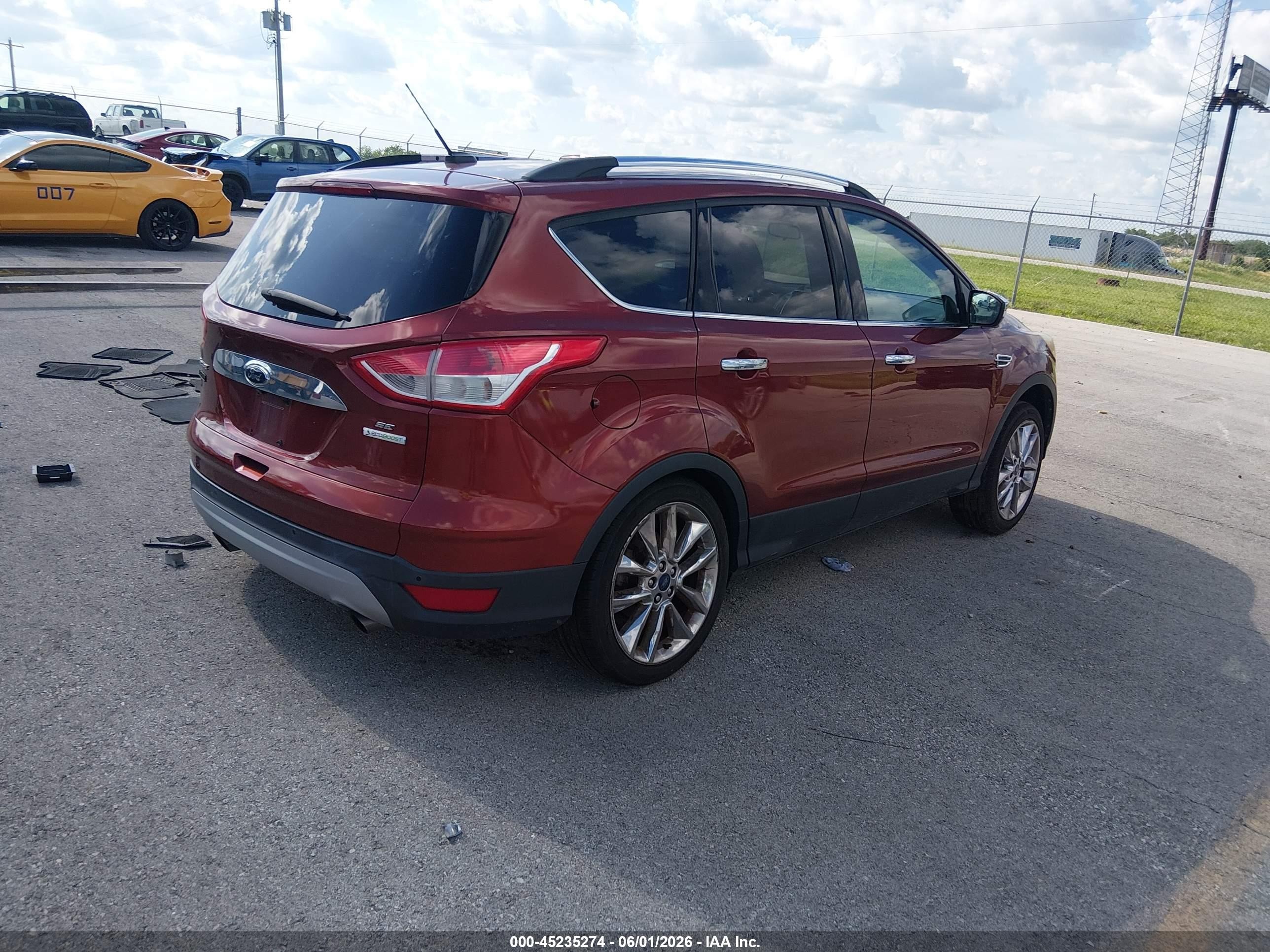 2015 Ford Escape Se Red vin: 1FMCU0GX5FUC87952