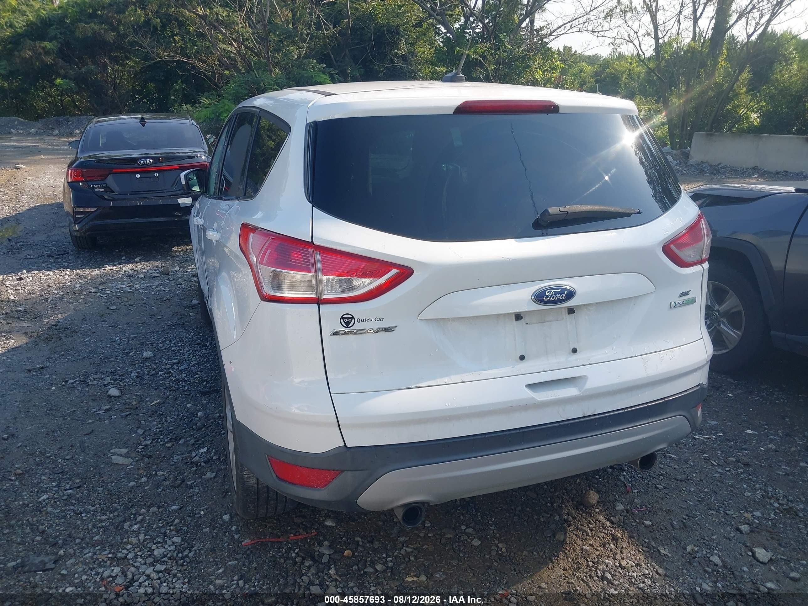 2013 Ford Escape Se White vin: 1FMCU0GX6DUC04395