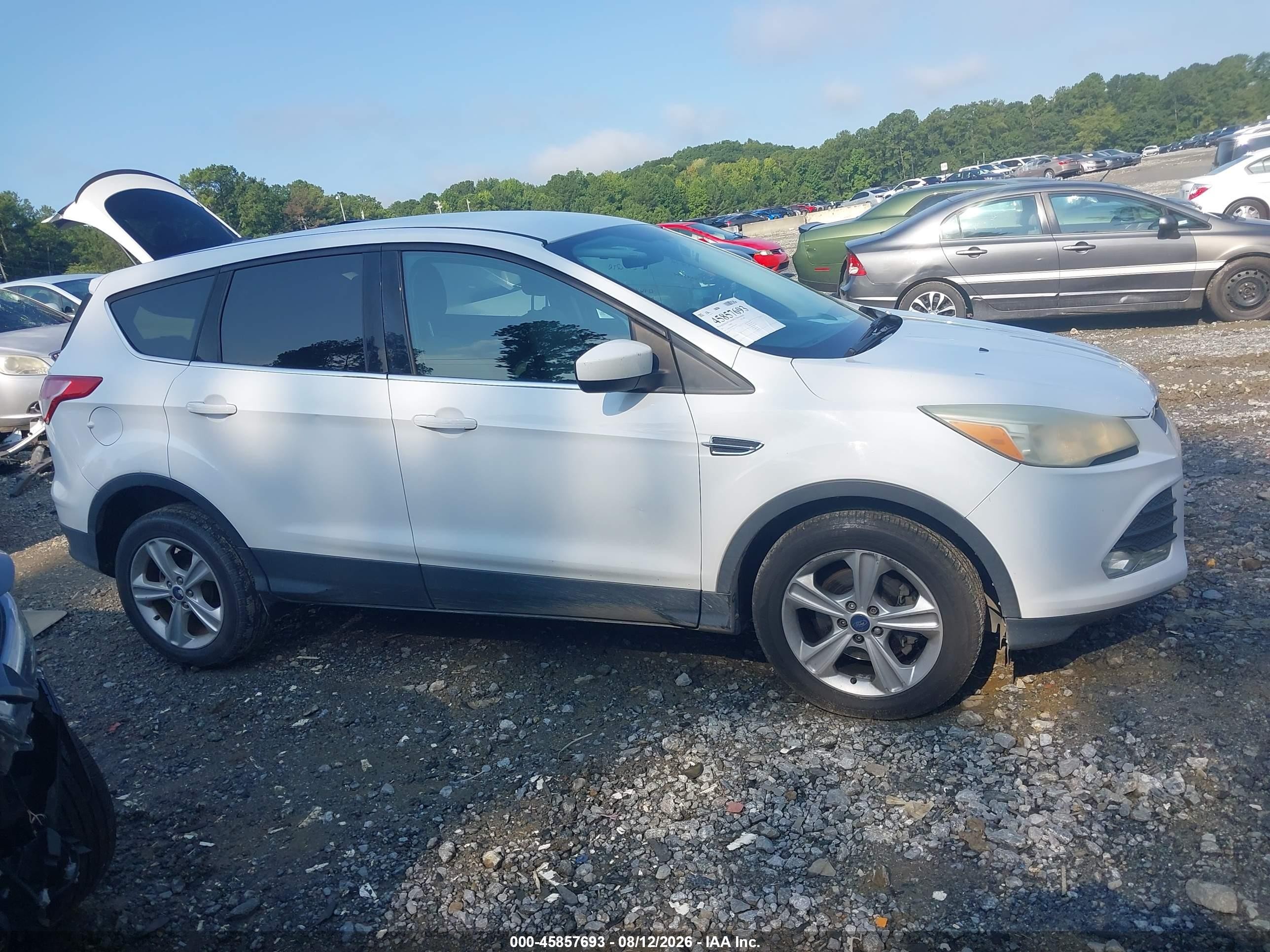 2013 Ford Escape Se White vin: 1FMCU0GX6DUC04395