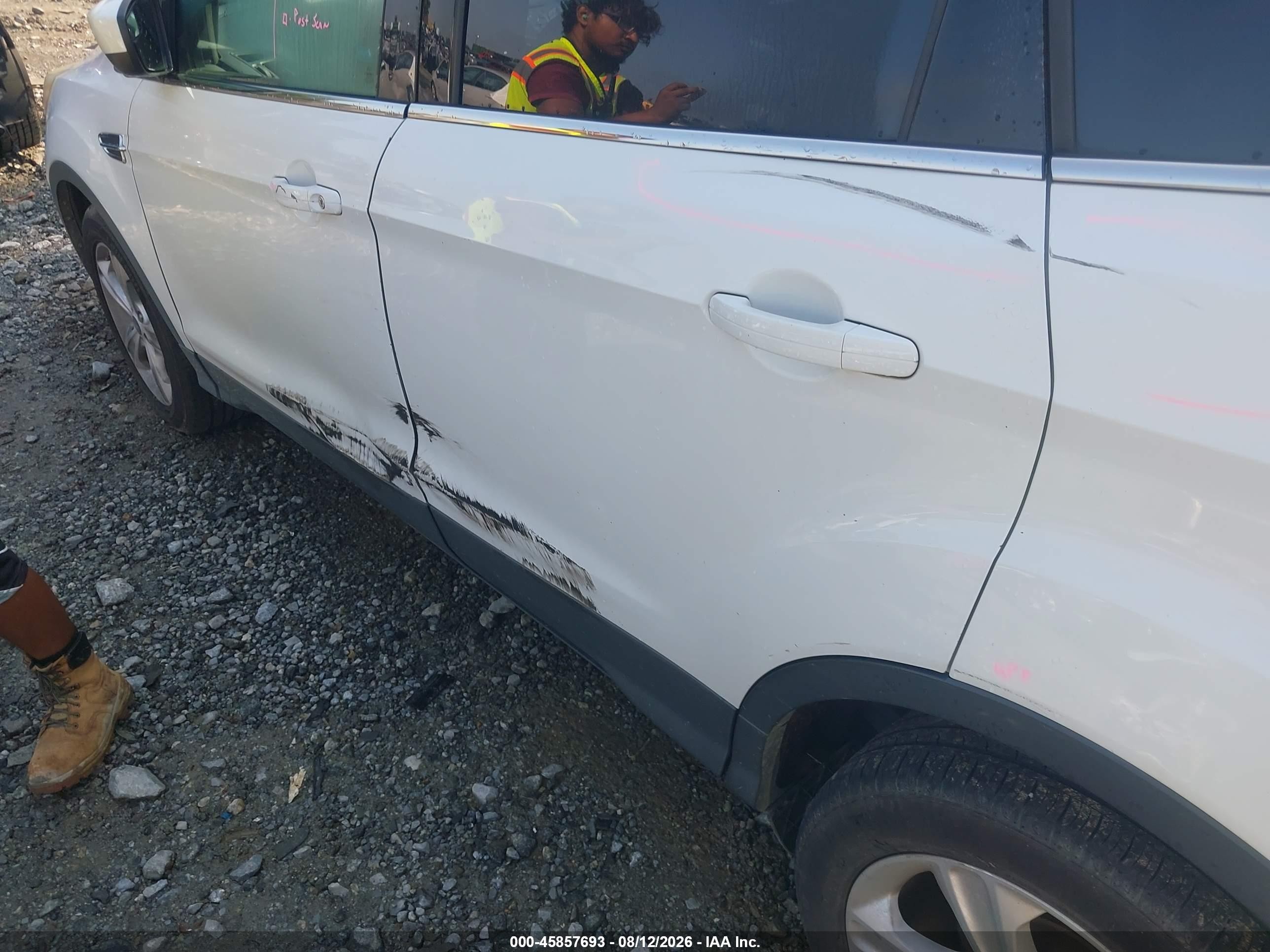 2013 Ford Escape Se White vin: 1FMCU0GX6DUC04395
