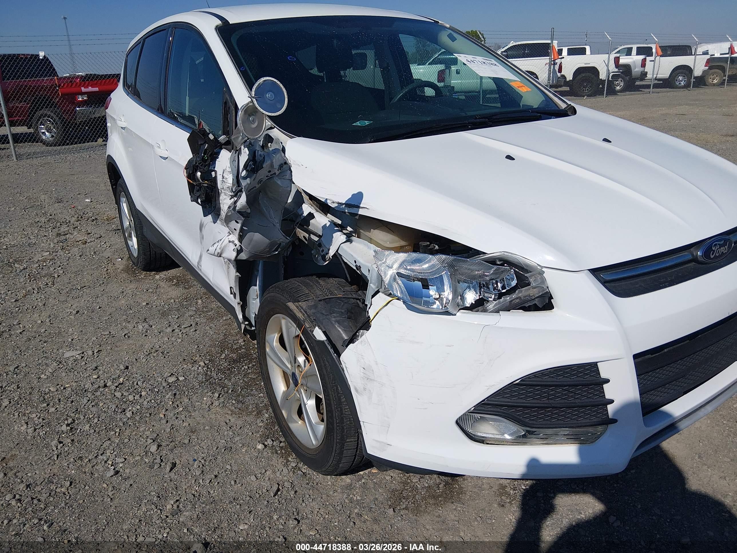 2013 Ford Escape Se White vin: 1FMCU0GX6DUD22382