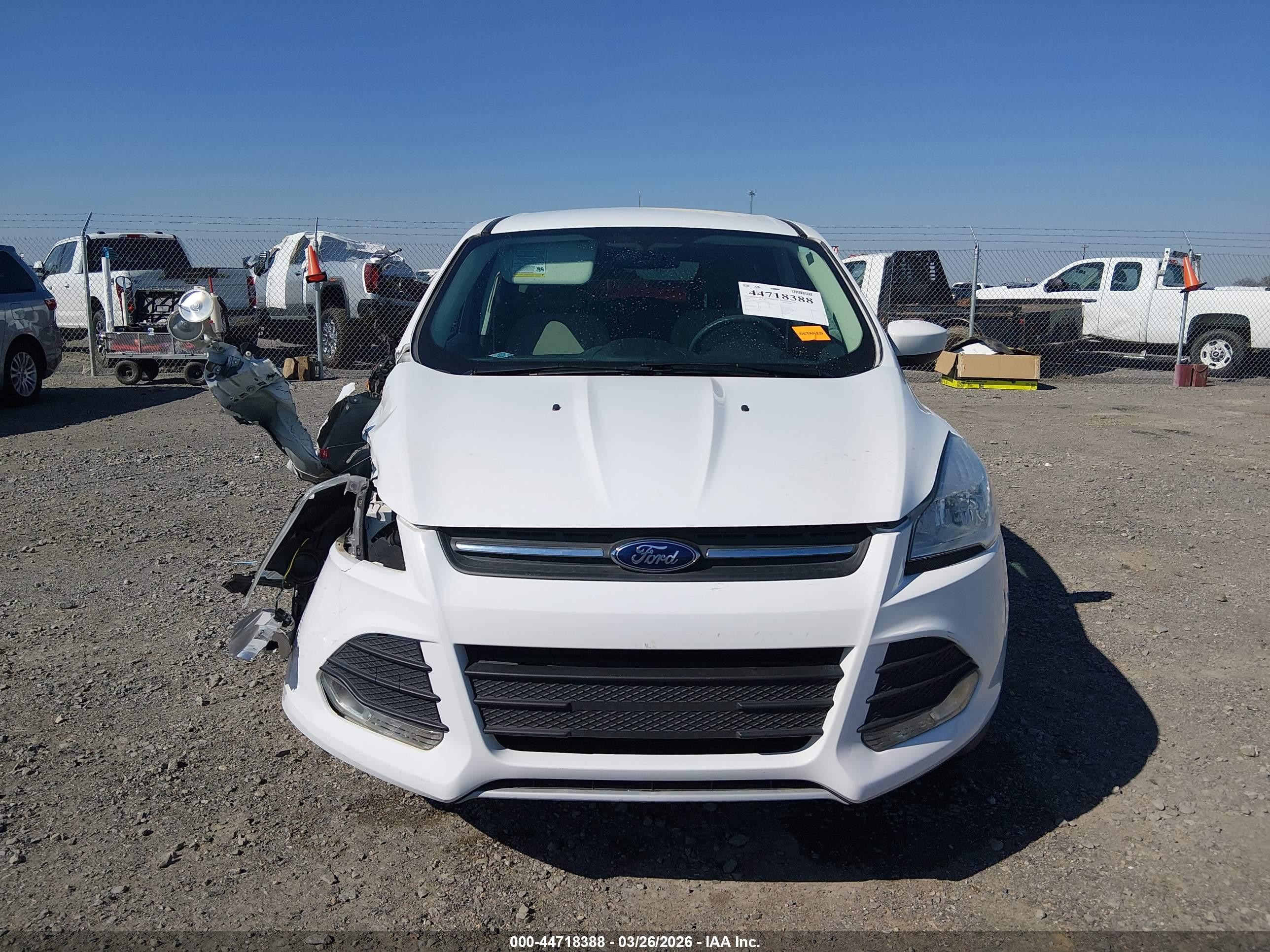 2013 Ford Escape Se White vin: 1FMCU0GX6DUD22382