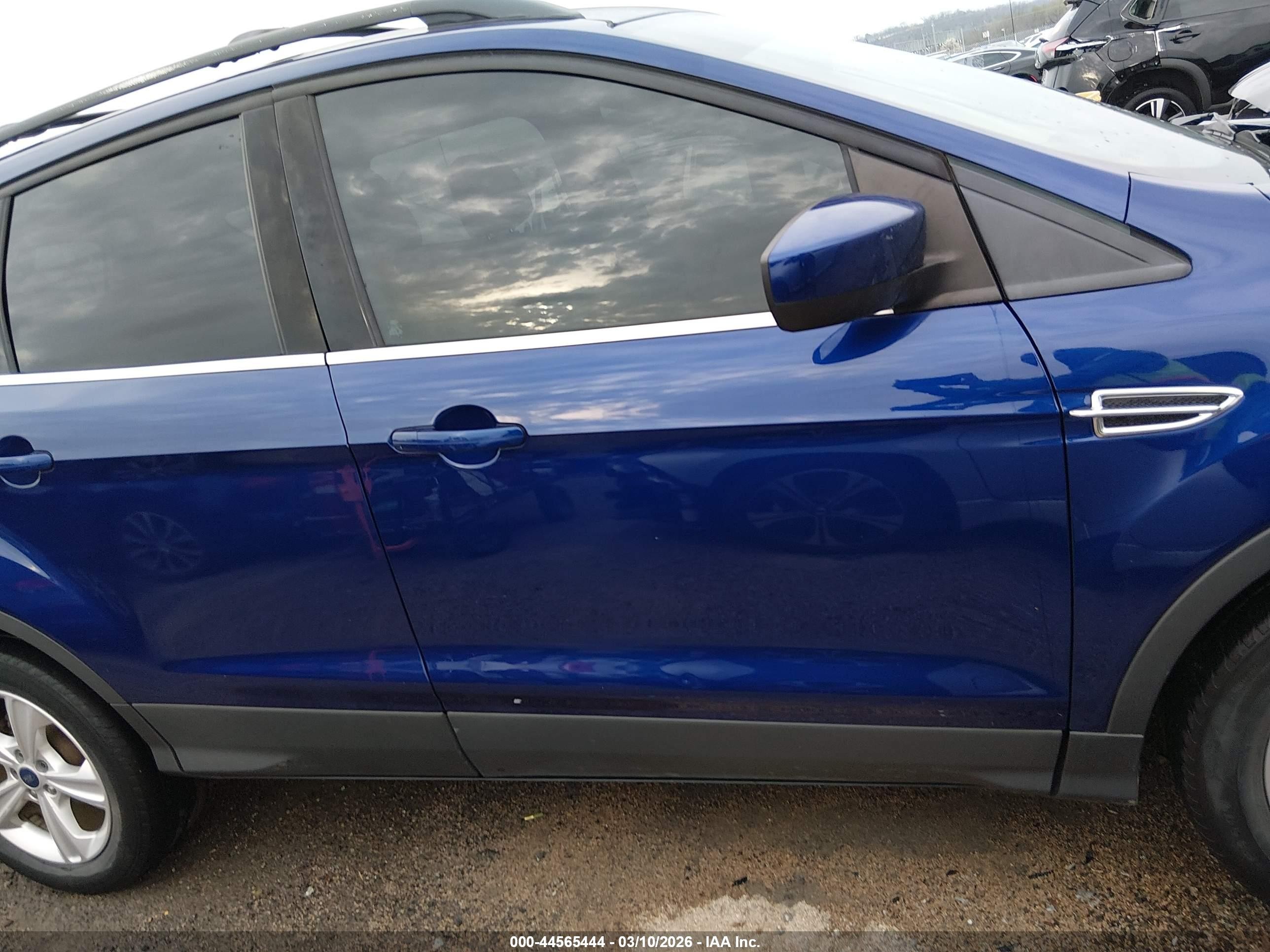2013 Ford Escape Se Blue vin: 1FMCU0GX6DUD68746