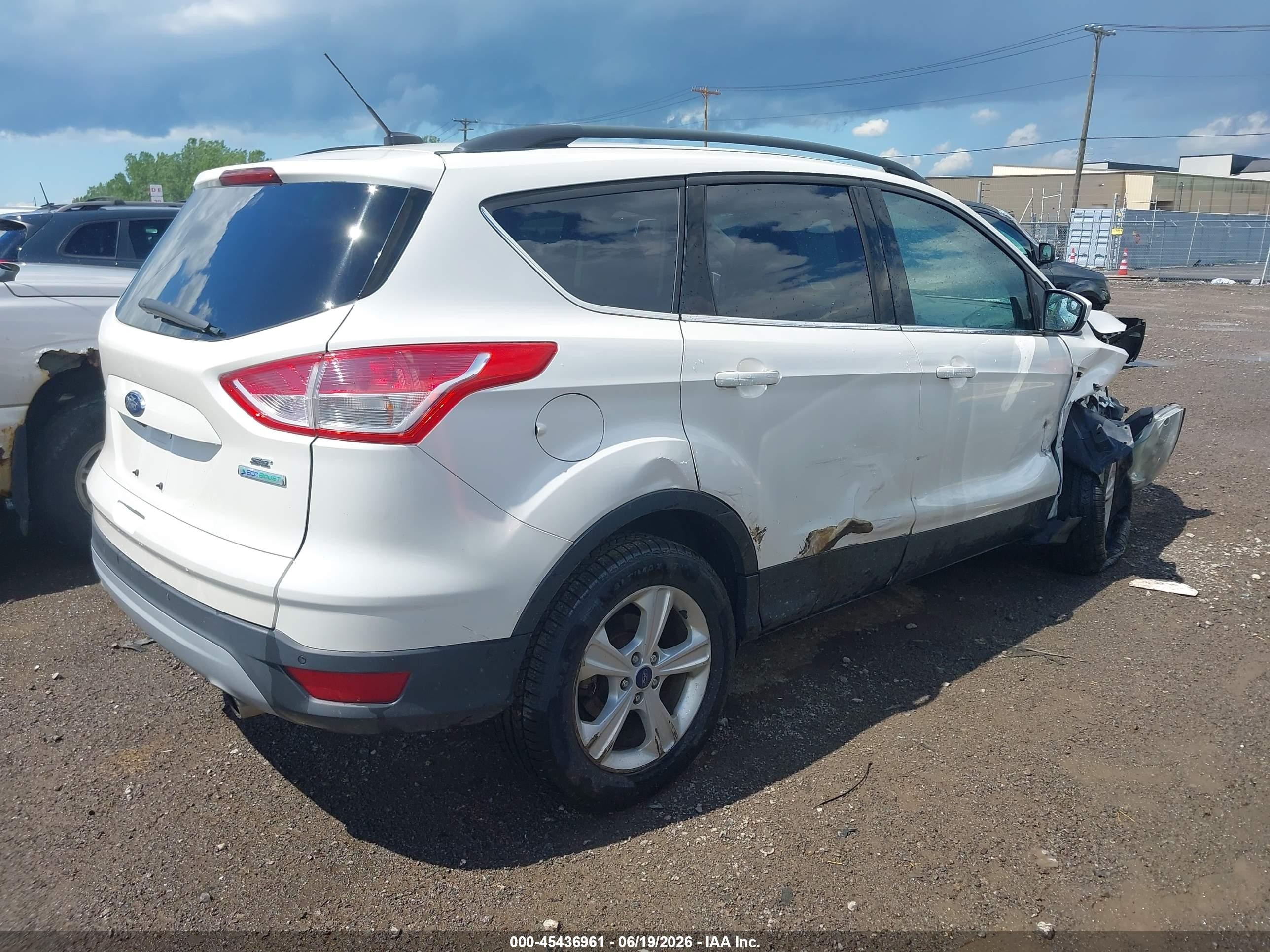 2014 Ford Escape Se White vin: 1FMCU0GX6EUB42417