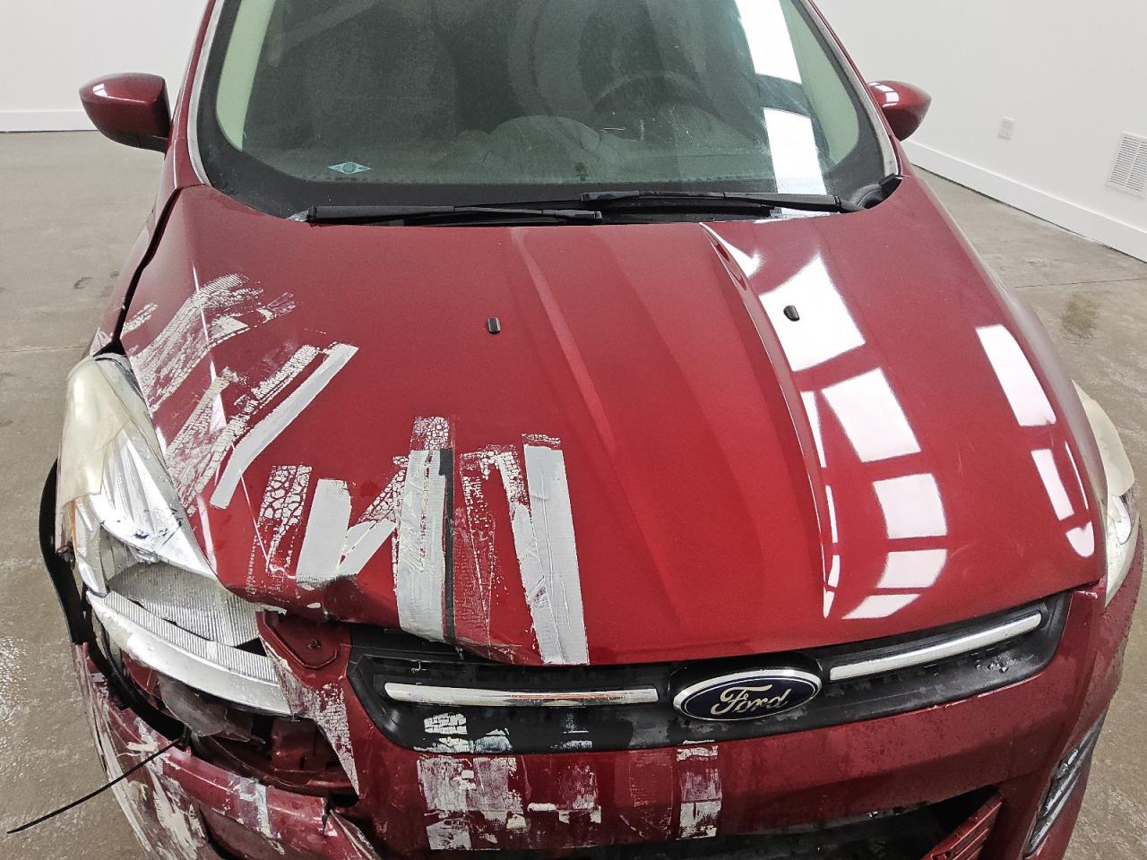 2014 Ford Escape Se Red vin: 1FMCU0GX6EUB77703 Damage: Hood, Severe Damage, Replacement Required