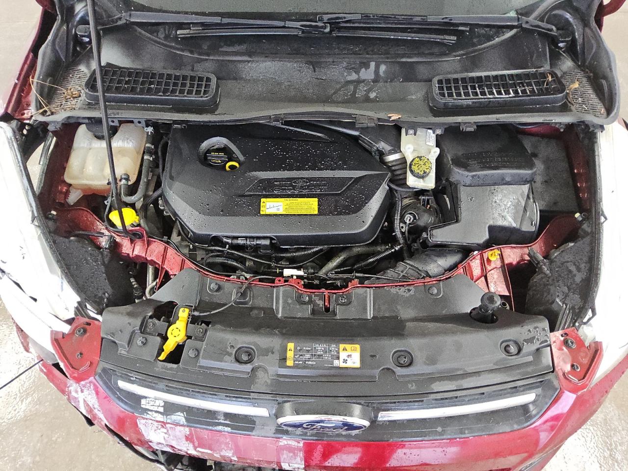 2014 Ford Escape Se Red vin: 1FMCU0GX6EUB77703 Damage: Radiator, Broken, Replacement Required
