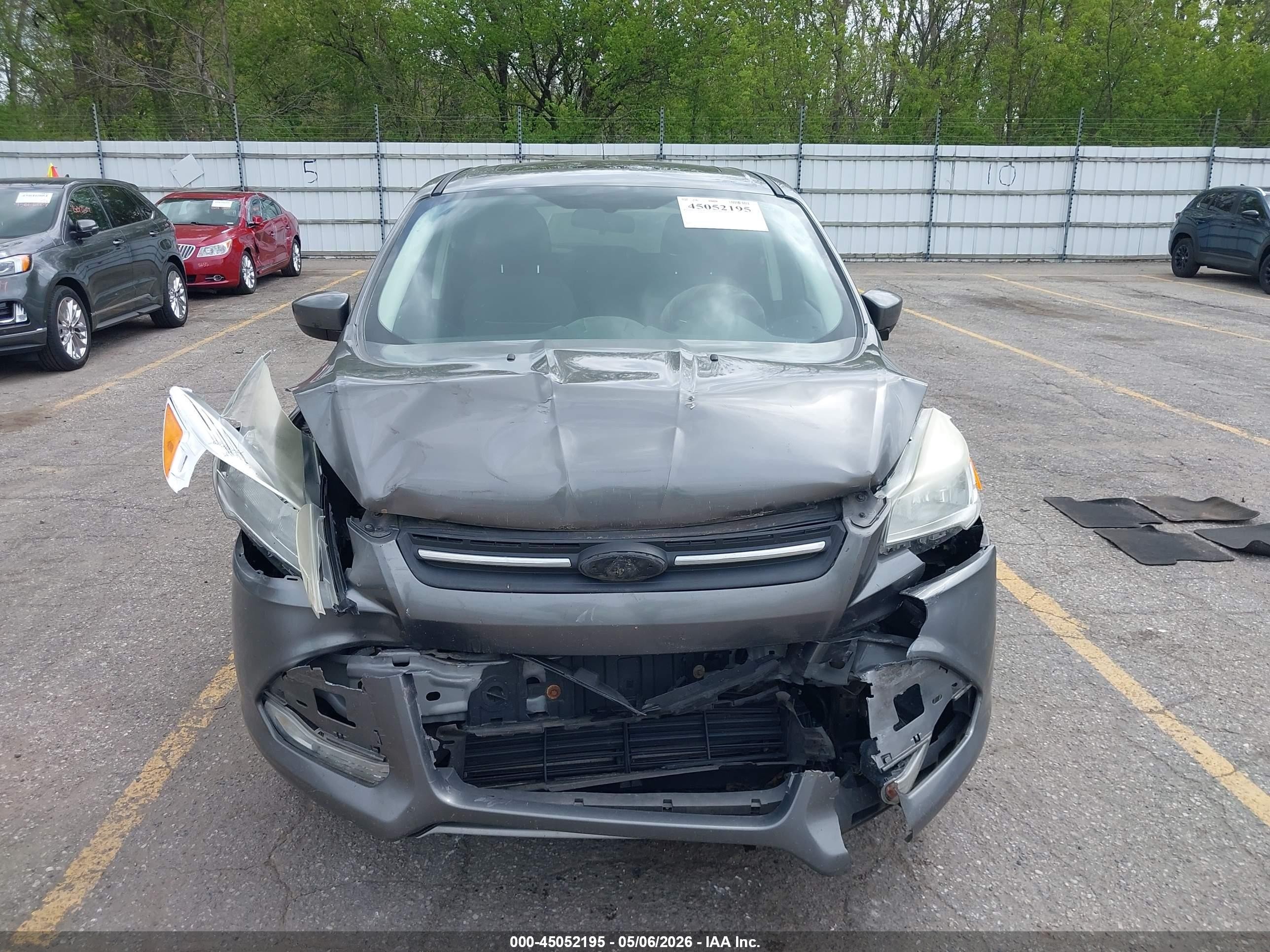 2014 Ford Escape Se Серый vin: 1FMCU0GX6EUC65943