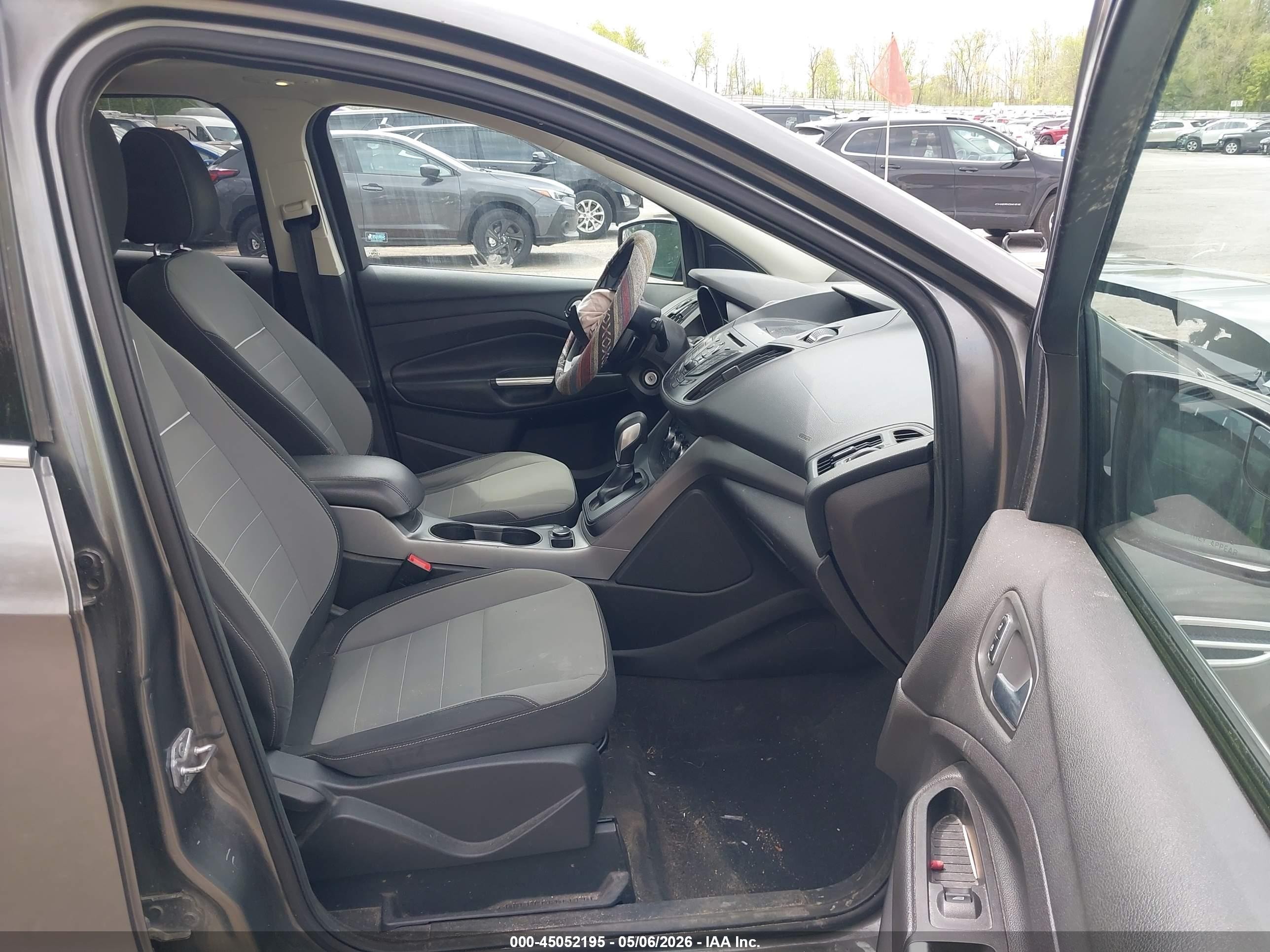 2014 Ford Escape Se Серый vin: 1FMCU0GX6EUC65943
