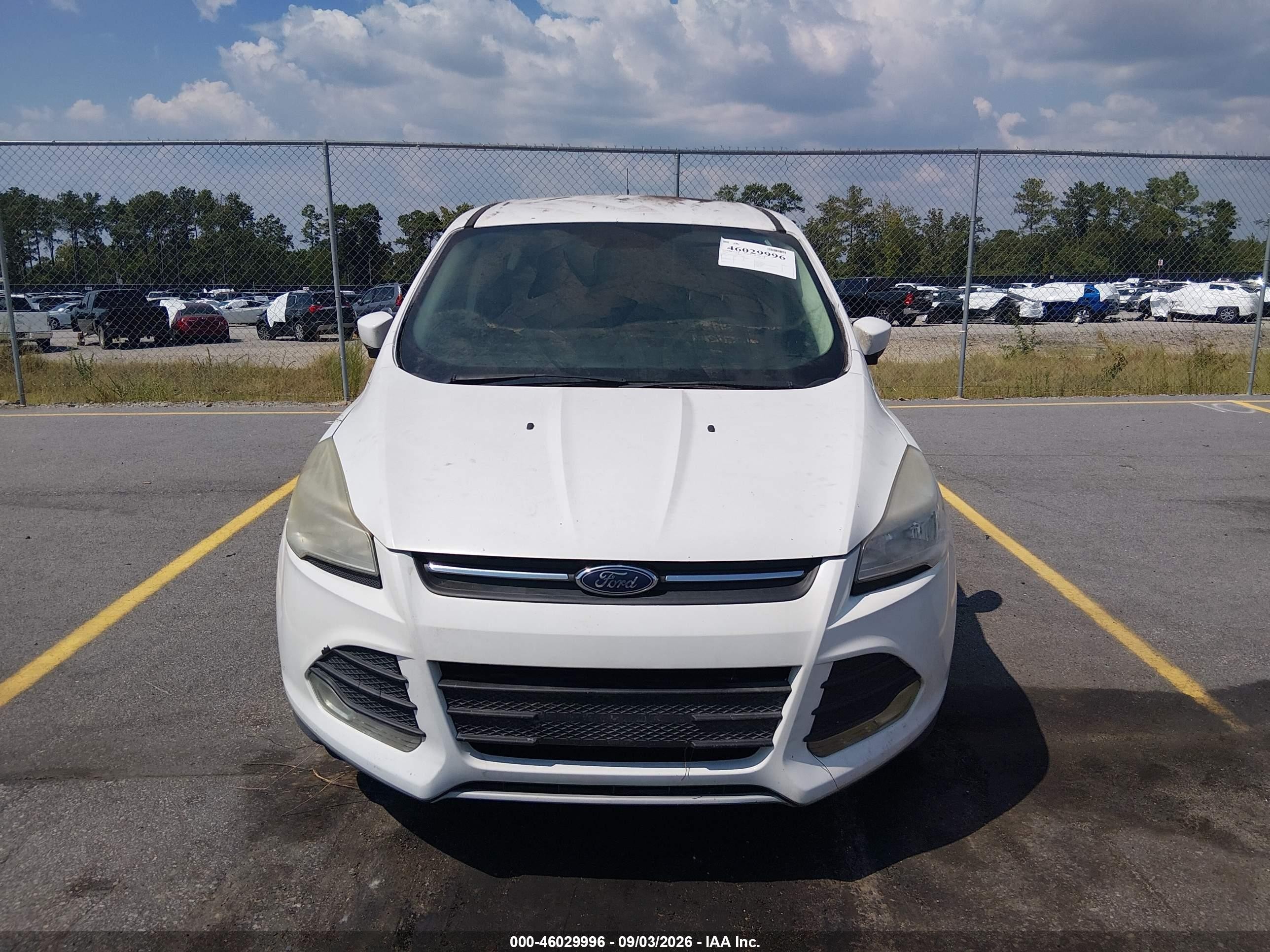2014 Ford Escape Se White vin: 1FMCU0GX6EUD02599