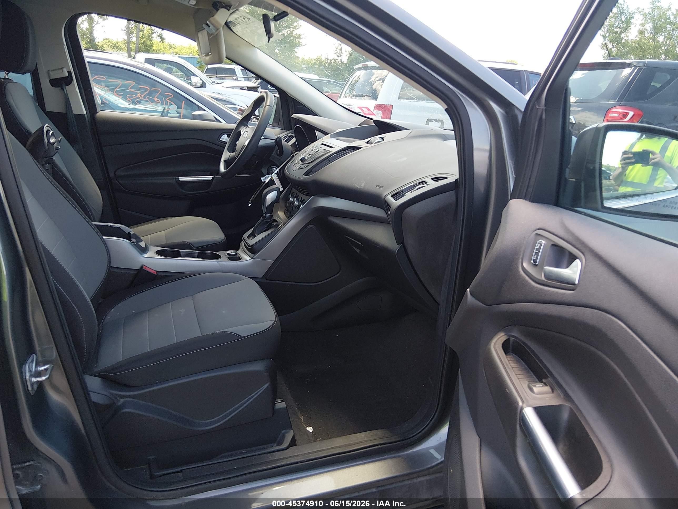 2014 Ford Escape Se Gray vin: 1FMCU0GX6EUD07687