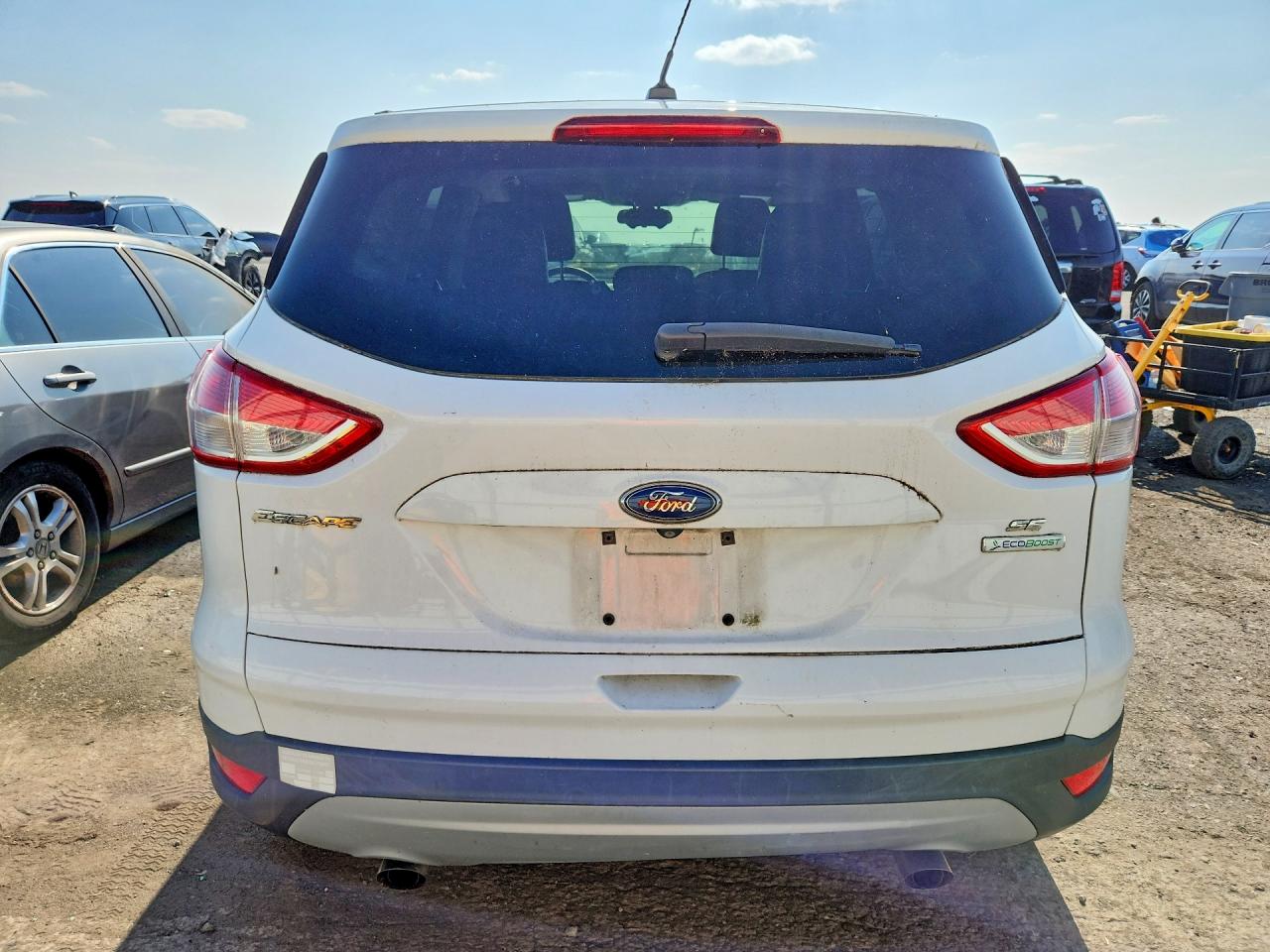 2014 Ford Escape Se Белый vin: 1FMCU0GX6EUD56422