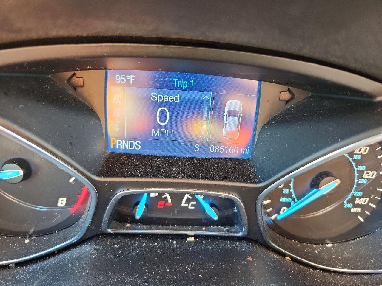 2014 Ford Escape Se Белый vin: 1FMCU0GX6EUD56422