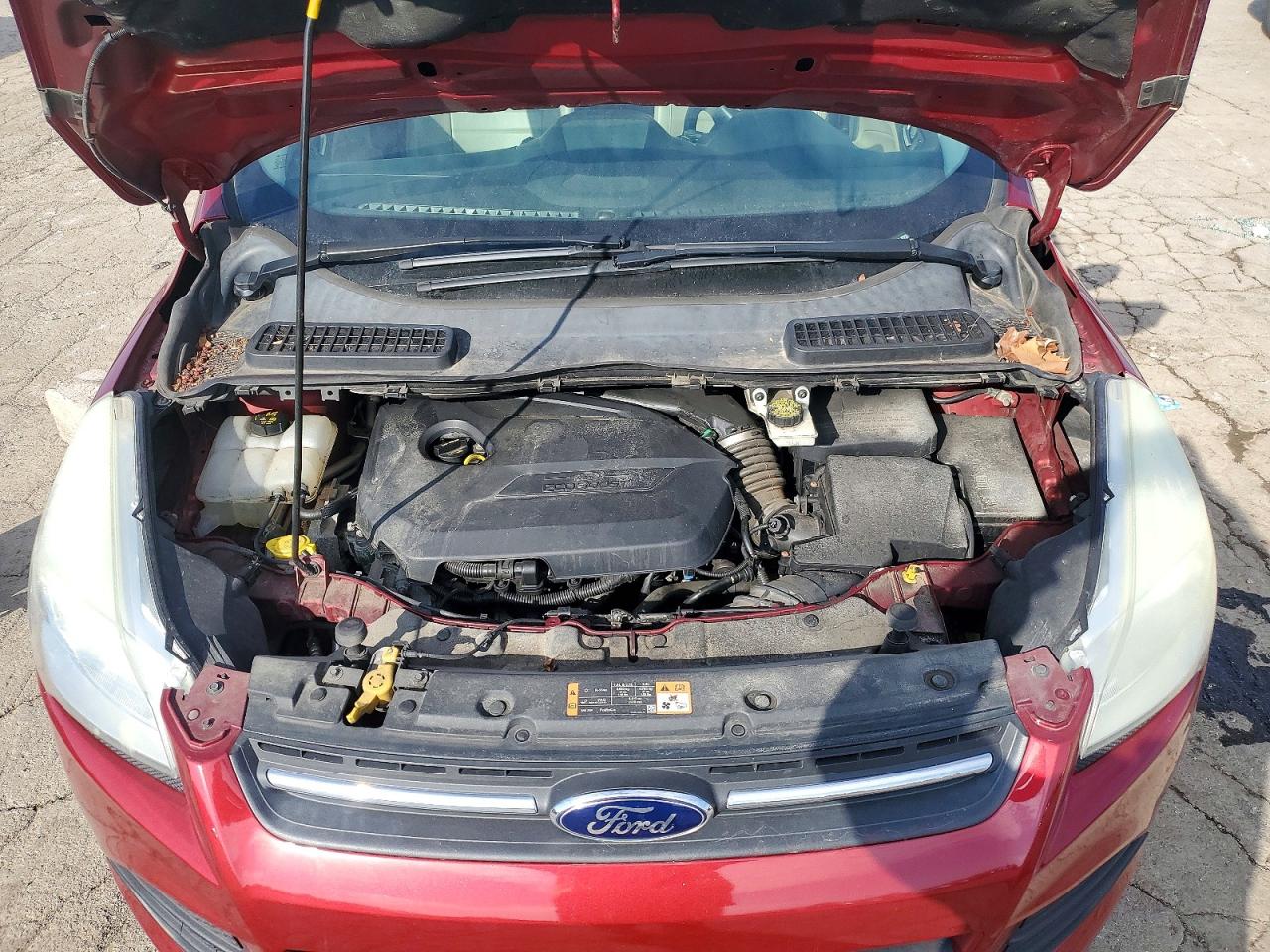 2014 Ford Escape Red vin: 1FMCU0GX6EUD76847