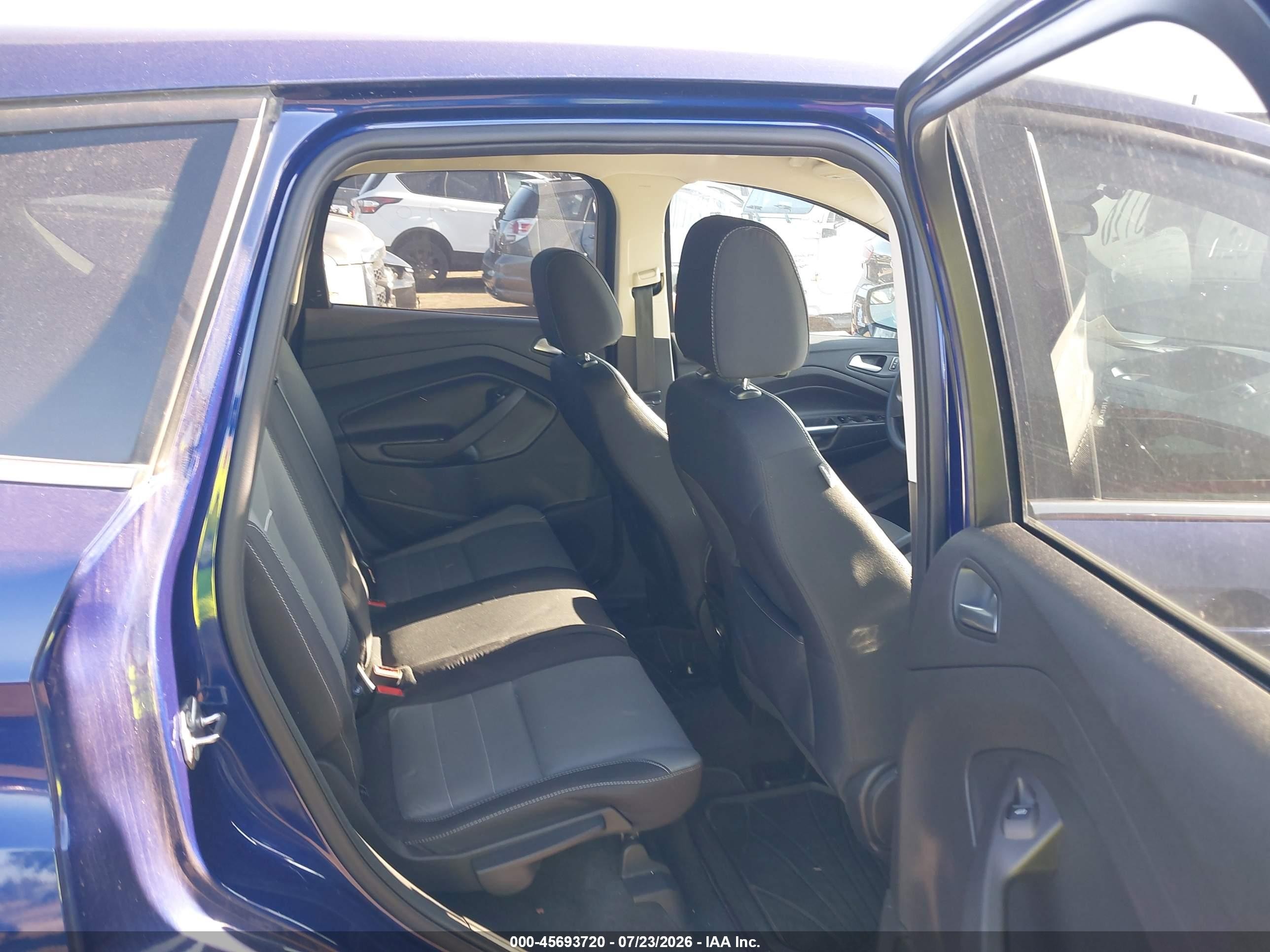 2015 Ford Escape Se Синий vin: 1FMCU0GX6FUA89994