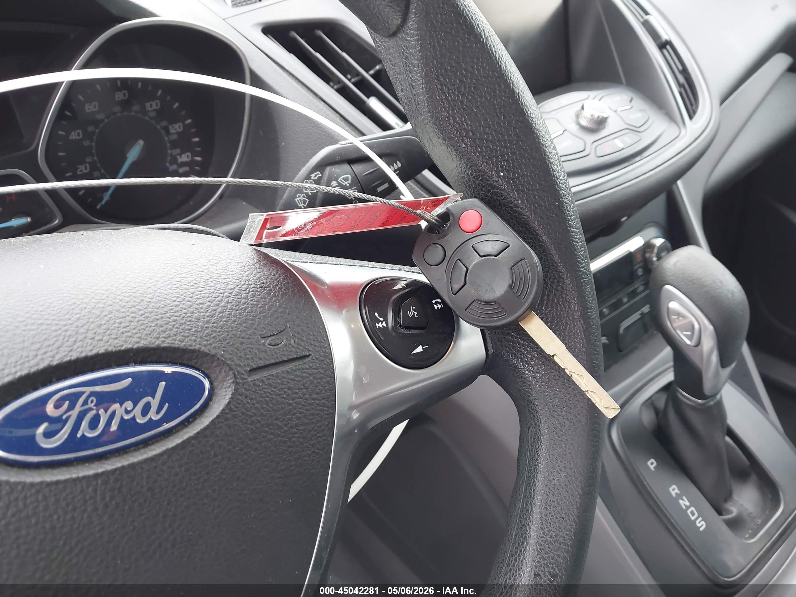 2015 Ford Escape Se Серебряный vin: 1FMCU0GX6FUB18698