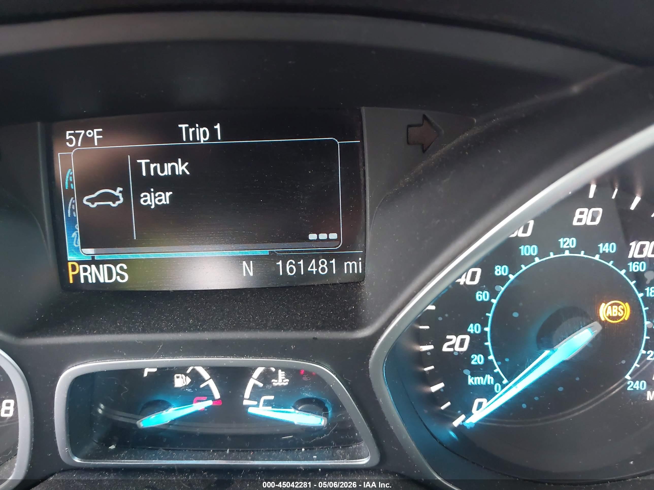 2015 Ford Escape Se Серебряный vin: 1FMCU0GX6FUB18698