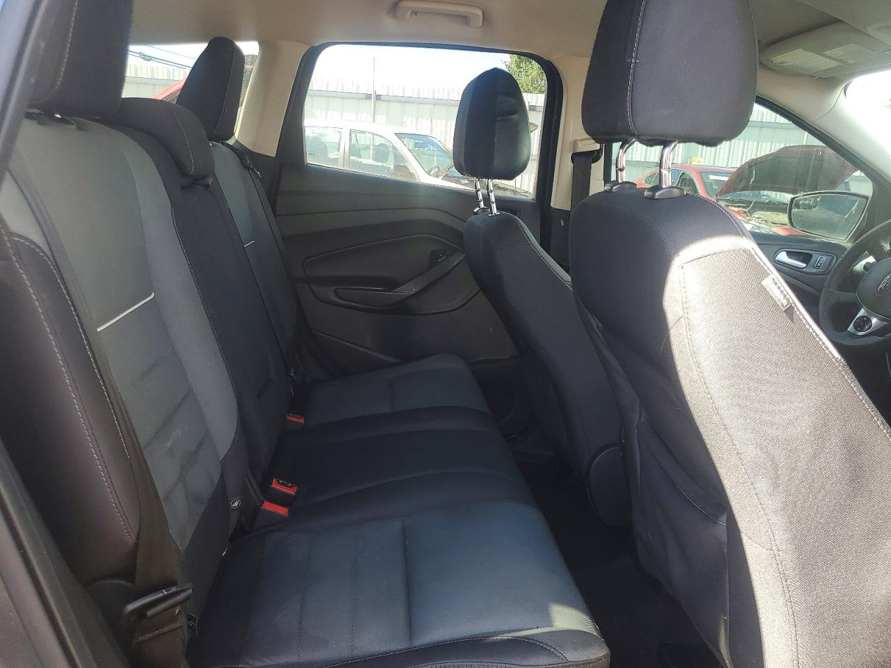 2015 Ford Escape Se Gray vin: 1FMCU0GX6FUB80229